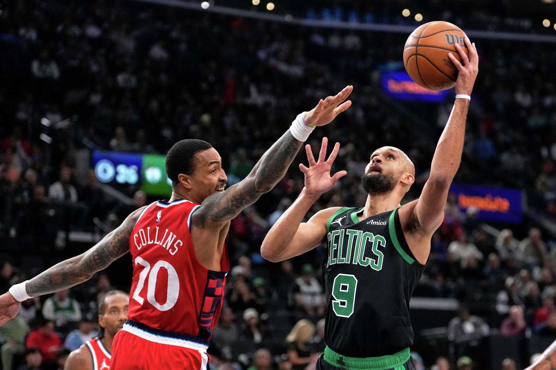 Puma, Cougar or Mountain Lion (Puma concolor) standing on a rock, adult,  captive, Monument Valley, Utah, United States Stock Photo - Alamy, image size:1920x1280