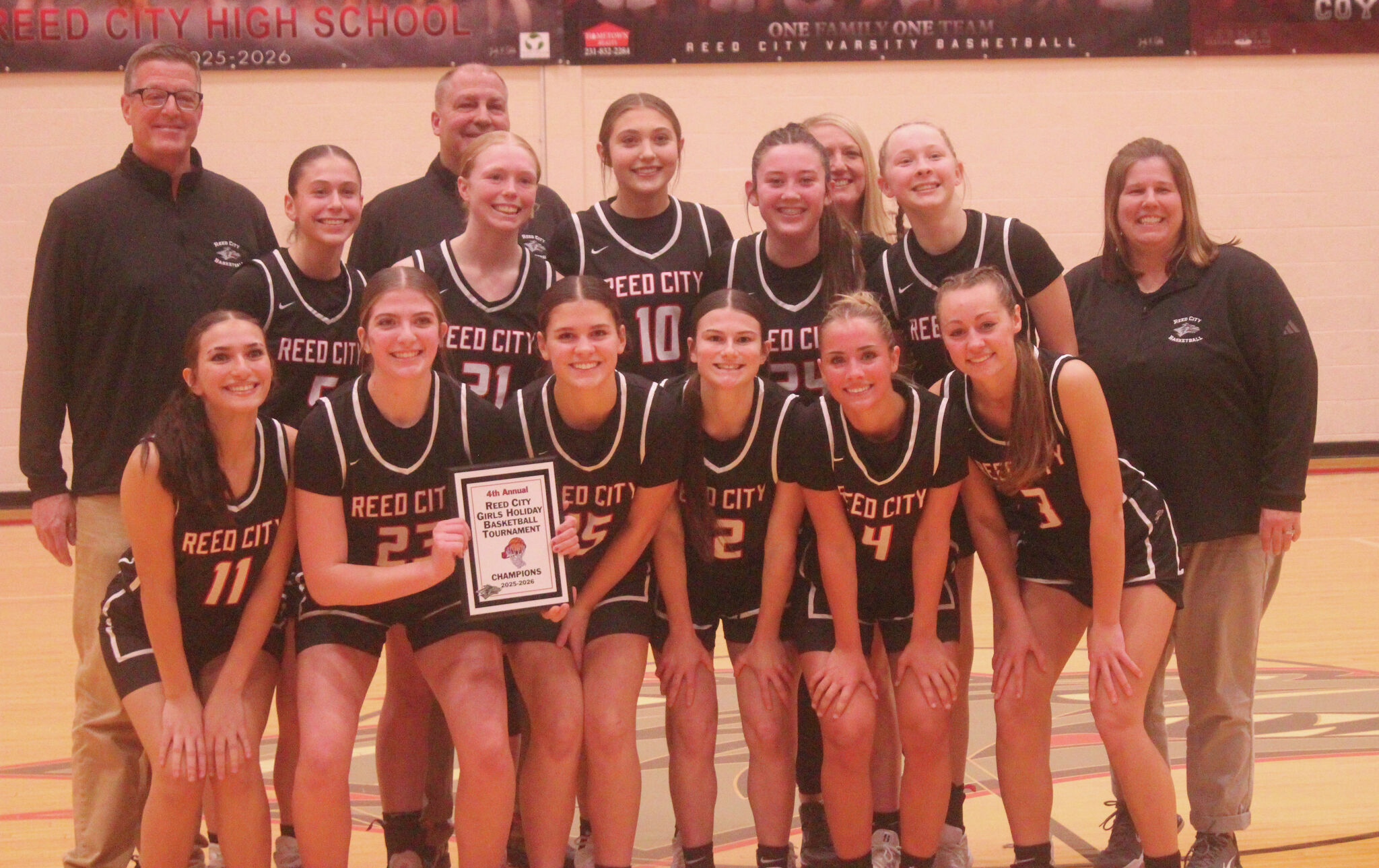 Reed City girls hold on for tournament title