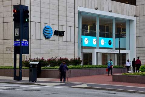Dallas loses corporate giant as AT&T relocates across North Texas