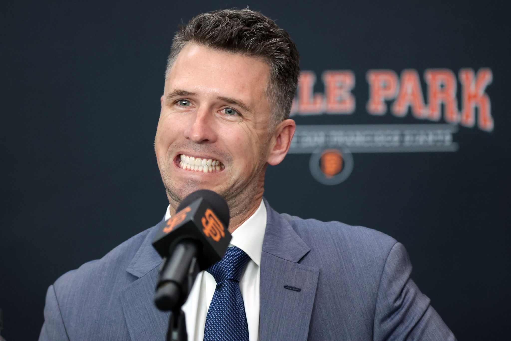 Tyler Mahle comes to Giants with ex-skipper Bochy's recommendation