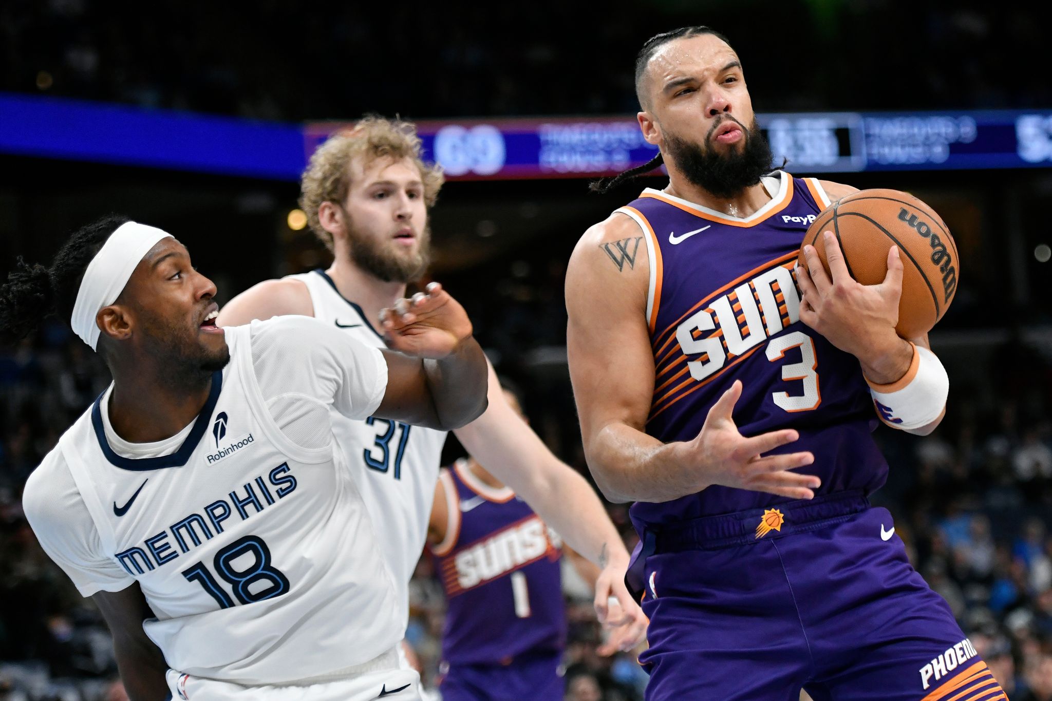 Grayson Rooks Dillon Brooks y Grayson Allen brillan en la victoria de los Suns 117-98 ...