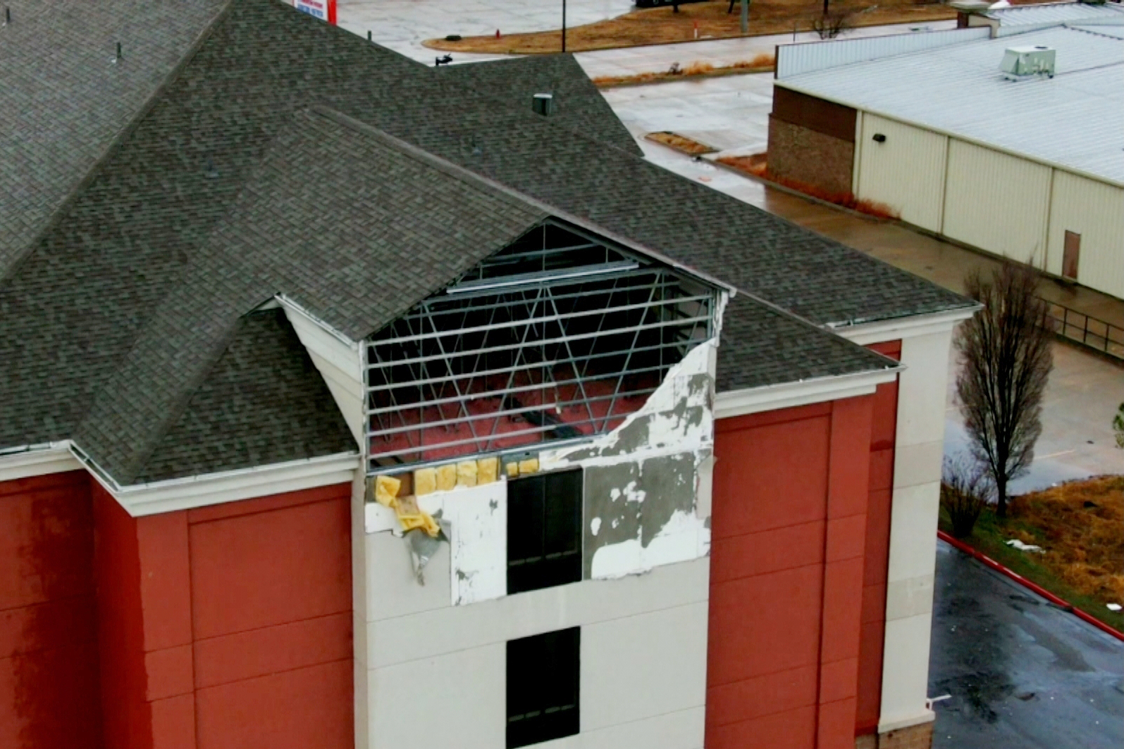 Storms hit Oklahoma with high winds and 2 tornadoes, officials say