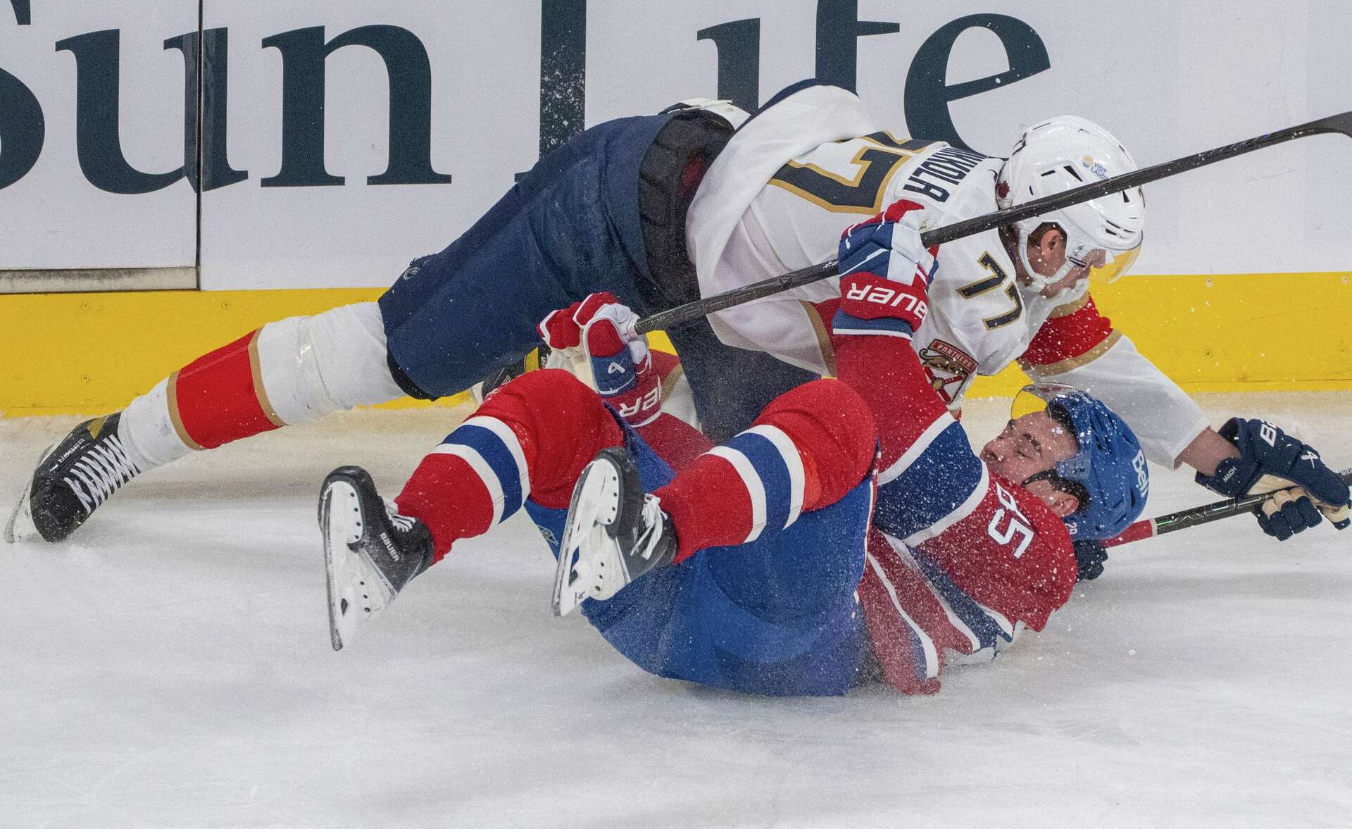 Alexandre Texier has hat trick in the Canadiens' 6-2 victory over