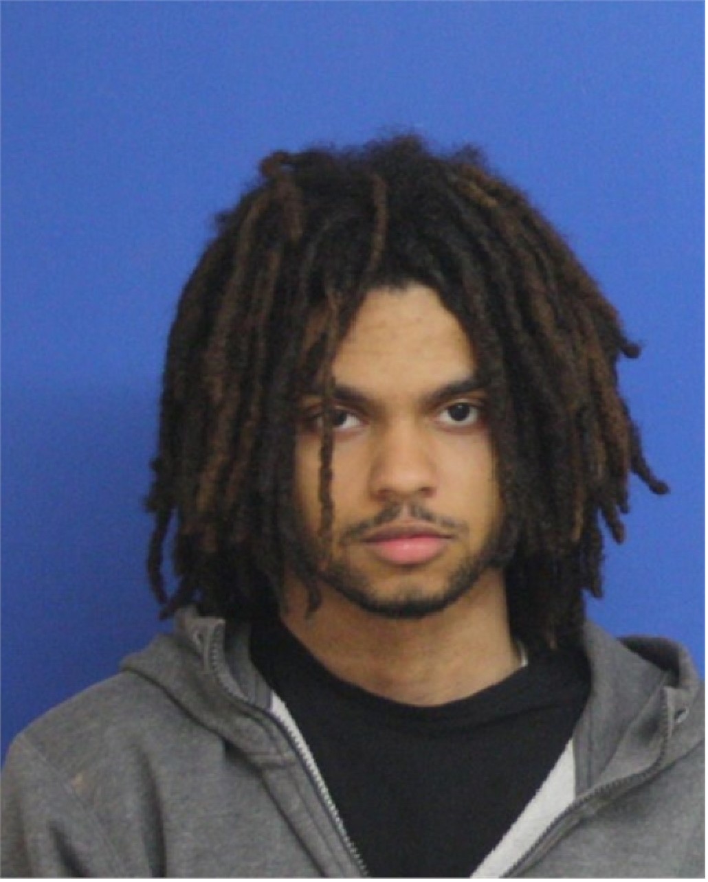 Hamden man charged in East Haven armed robbery attempt