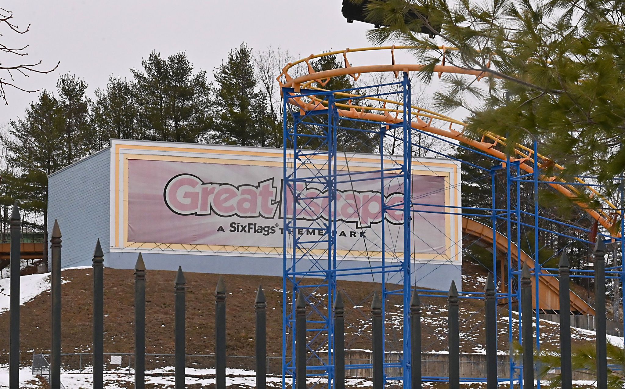 Six Flags selling Great Escape, other amusement parks - Times Union