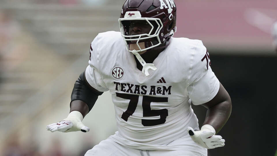 Jonte Newman, a Bridgeland graduate who's transferring to Texas, saw just seven snaps for Texas A&M last season.