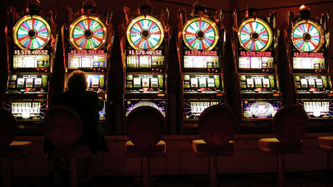 CT residents win $750k jackpots on Mohegan Sun online slot machines