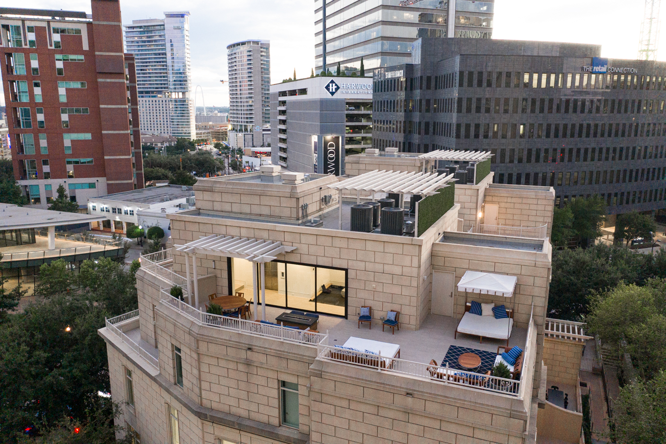 Regency Row home up for grabs offers front door to Dallas' Uptown district
