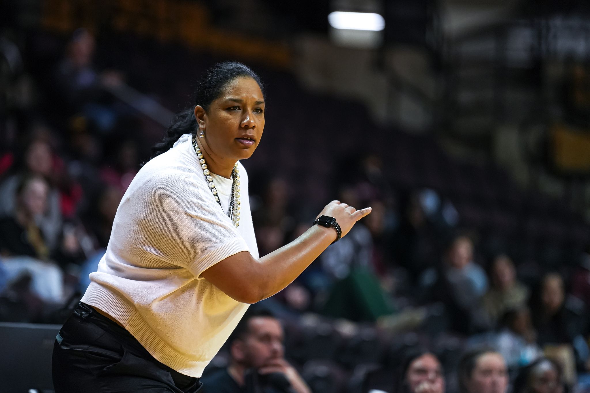 Texas State parts ways with women's basketball coach Zenarae Antoine