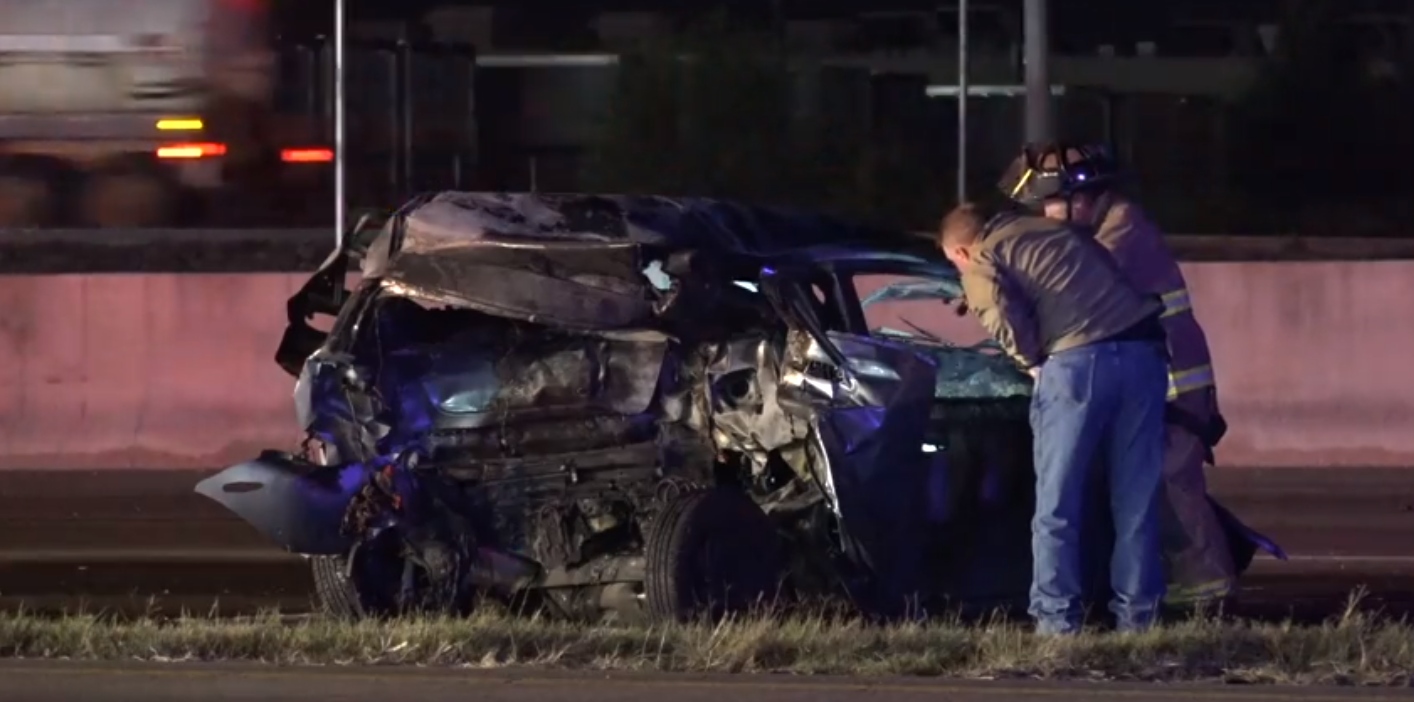 Woman killed in fiery crash on I-20 in Fort Worth after vehicle strikes ...