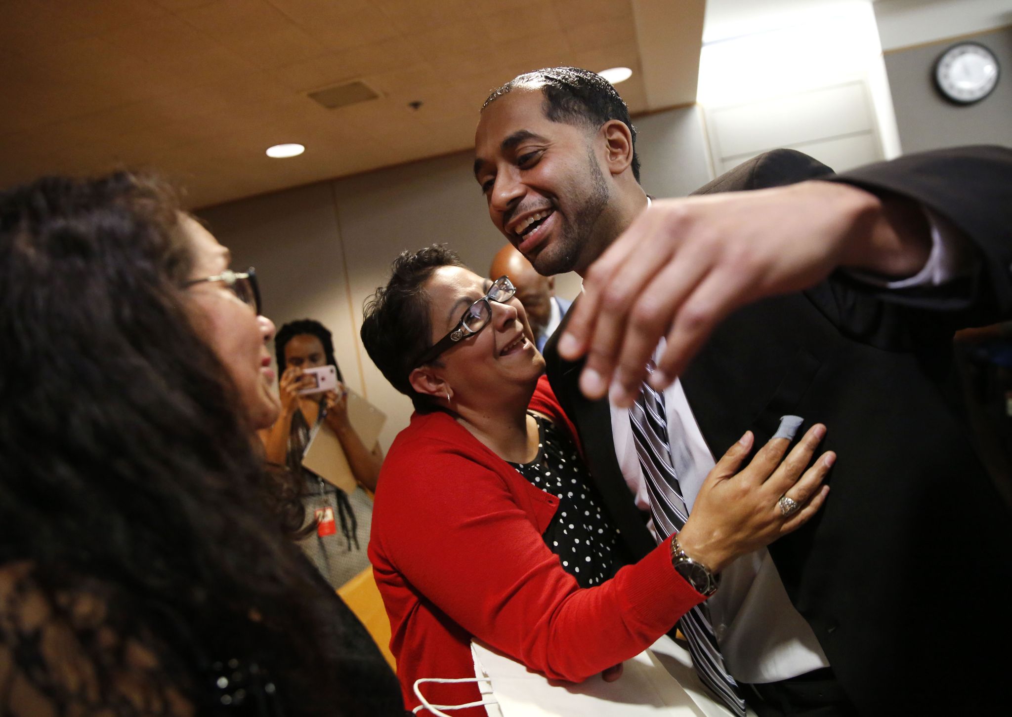 Dallas man wrongfully imprisoned for 17 years declared innocent of murder