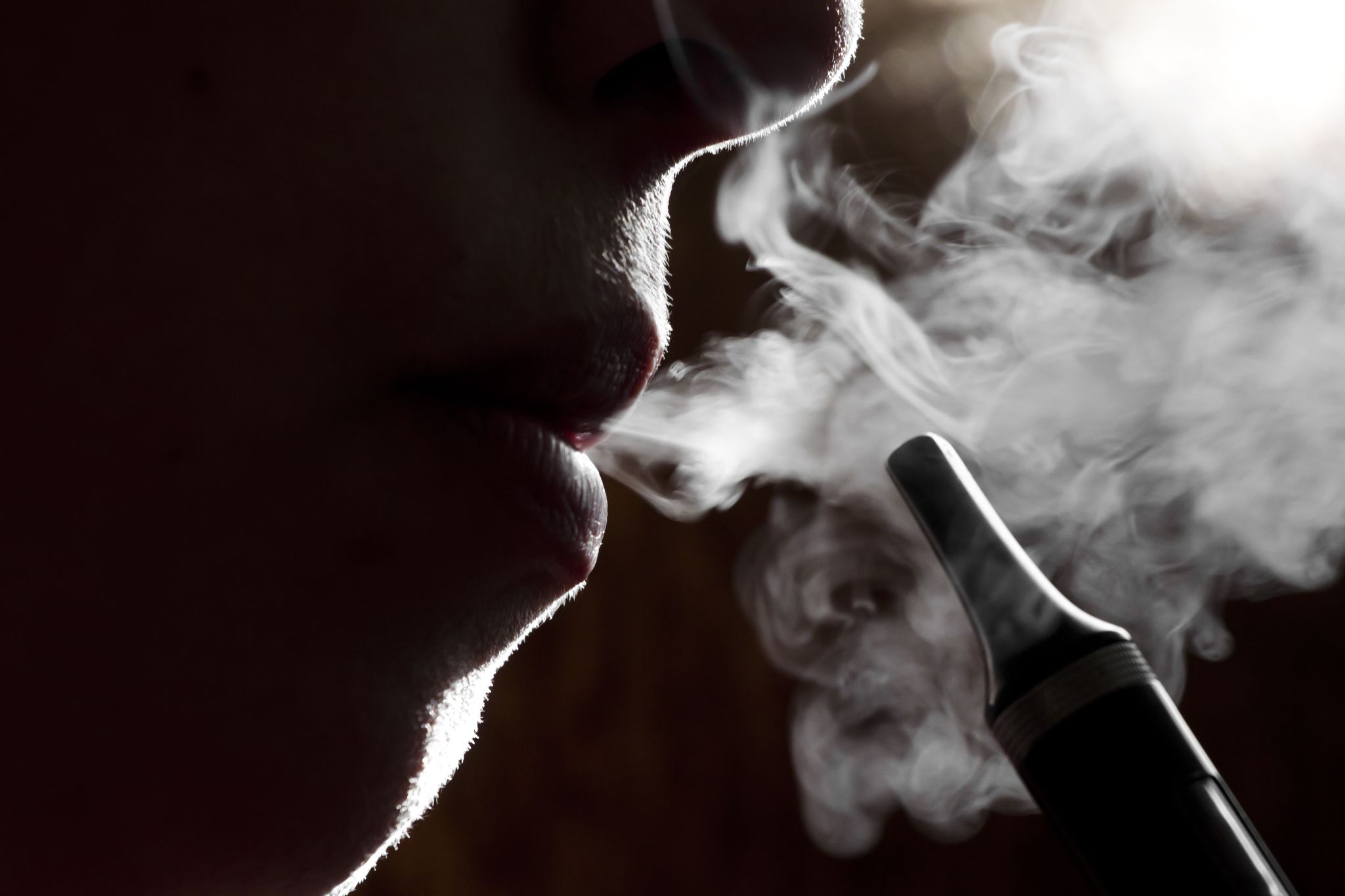 elf bar vape uk Prohíben vapear en Dallas: no se podrá fumar cigarrillos electrónicos en  espacios públicos