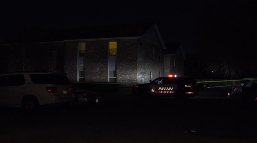 One killed, another injured in shooting at Arlington apartment complex
