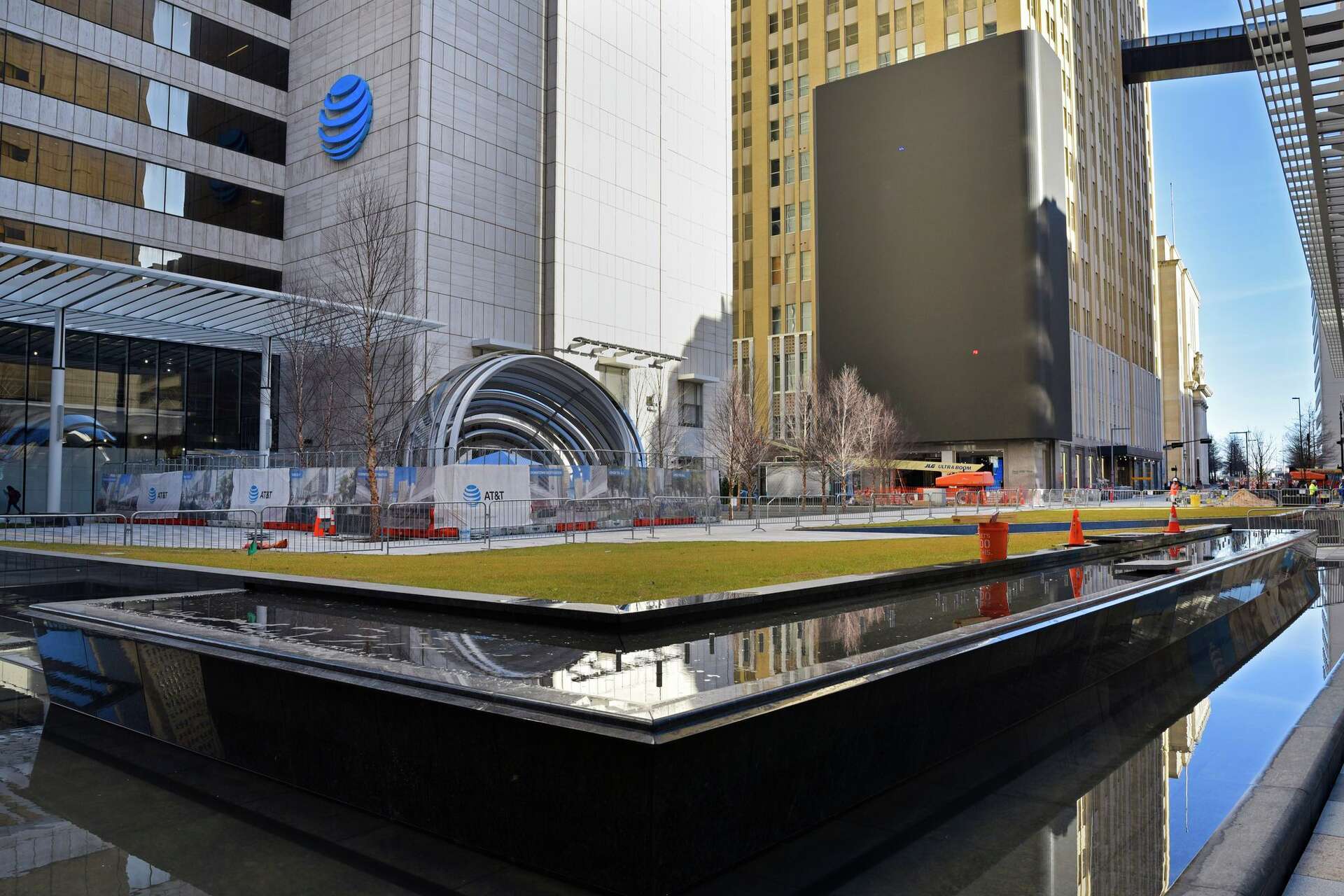 Inside the 20 restaurants and bars opening at AT&T Discovery District ...