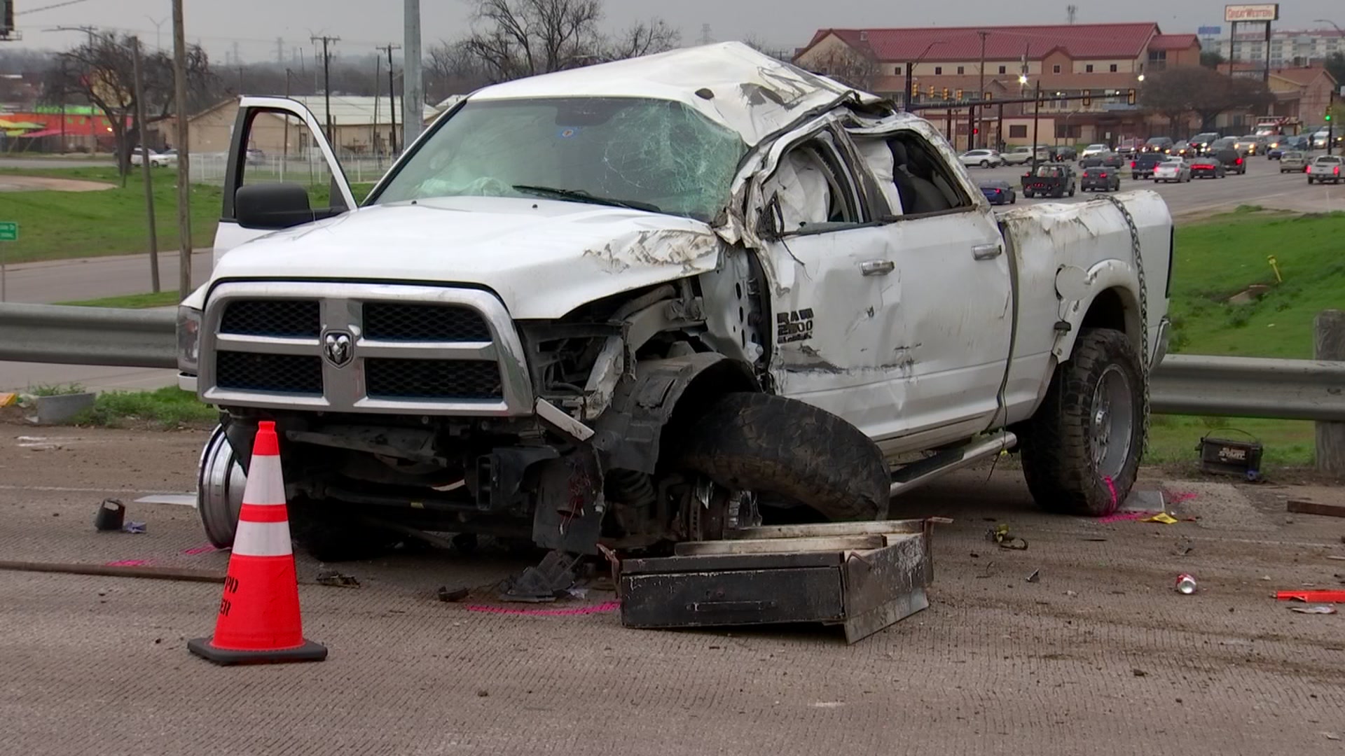 21-year-old man killed in crash near downtown Fort Worth