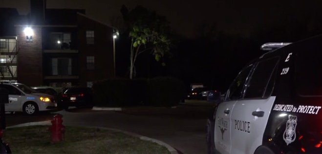 Man in critical condition after being shot in the face at Fort Worth ...