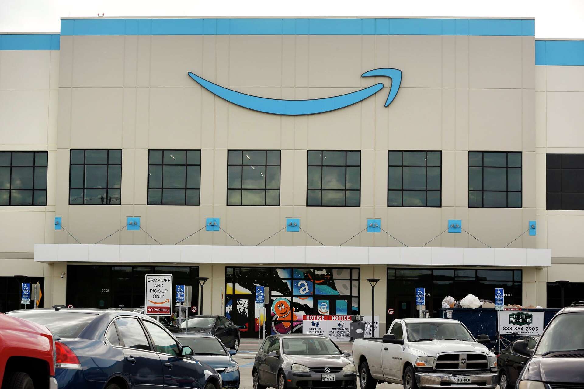 Amazon is D-FW's biggest warehouse tenant - and it's about to get bigger
