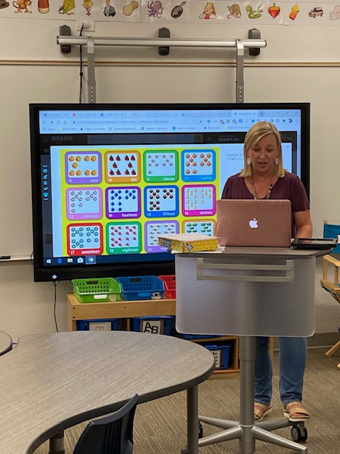 Kindergarten teacher kicks off unorthodox 33rd year in Grapevine ...