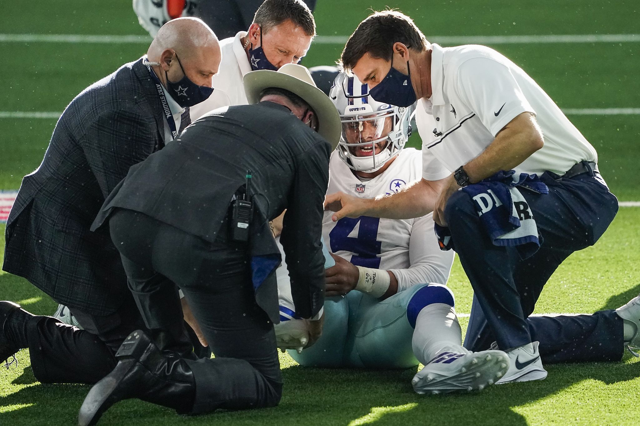 Dak Prescott looks back on gruesome injury: 'I just wanted to get off ...