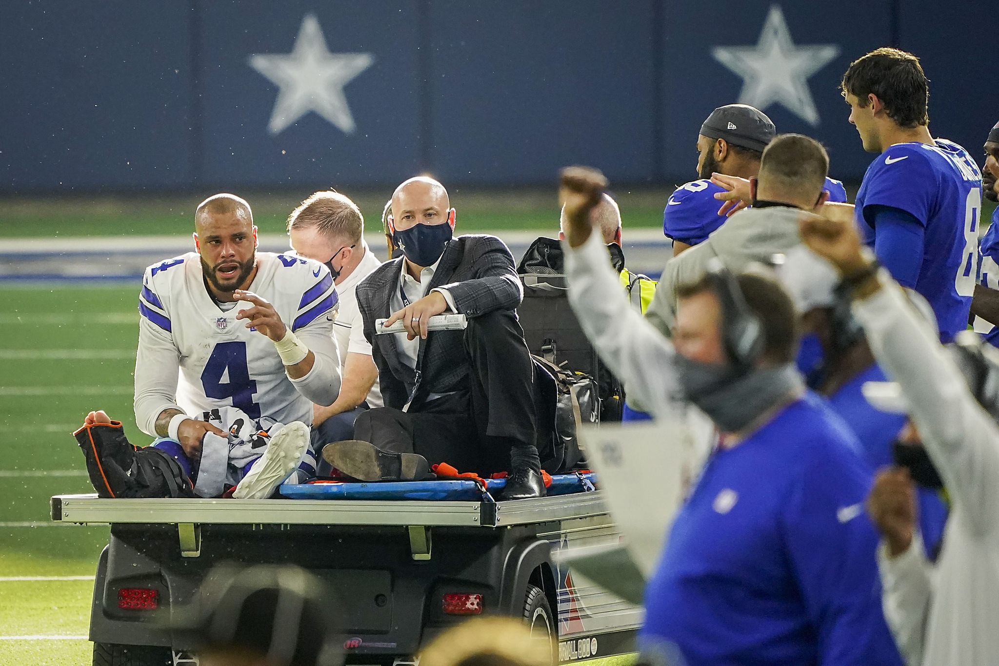 Hello first place, goodbye season: Perceptions shift after Cowboys QB ...