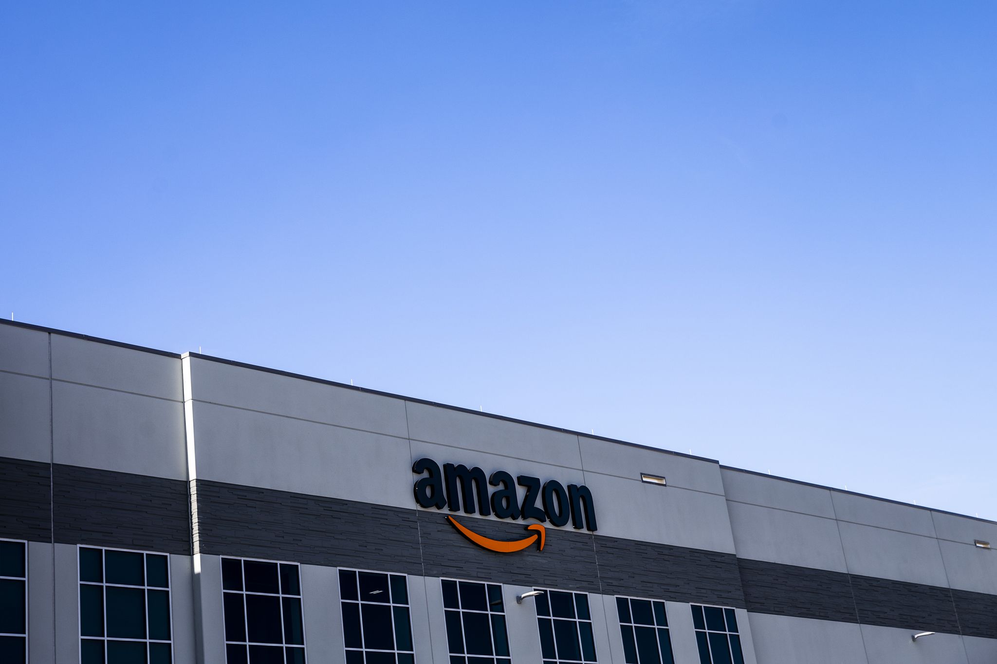 Amazon plans new shipping center in Mansfield