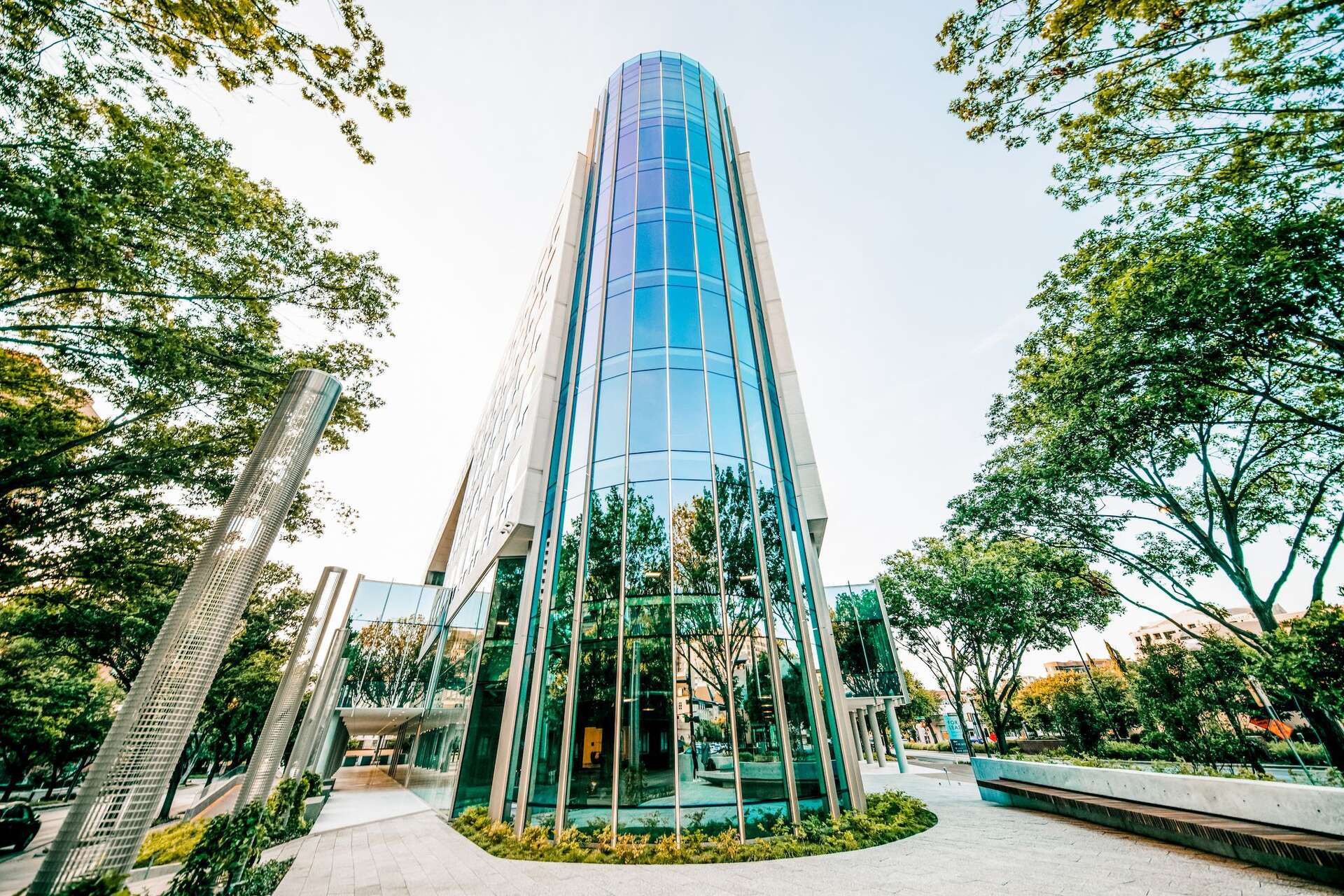 Commercial property firm JLL heads to Uptown Dallas with new office