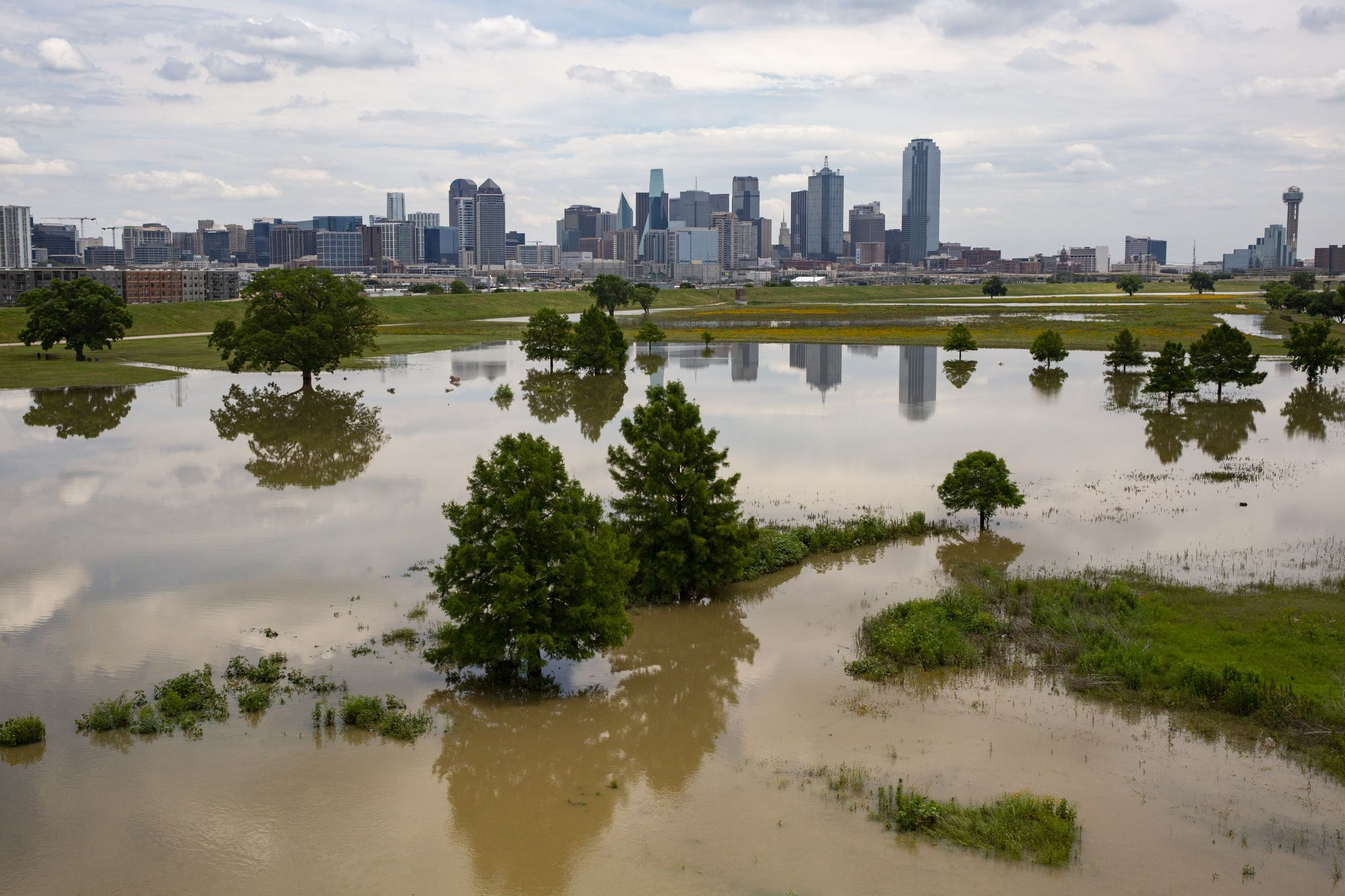 Parts of North Texas see flash flooding as storms drench Dallas-Fort Worth