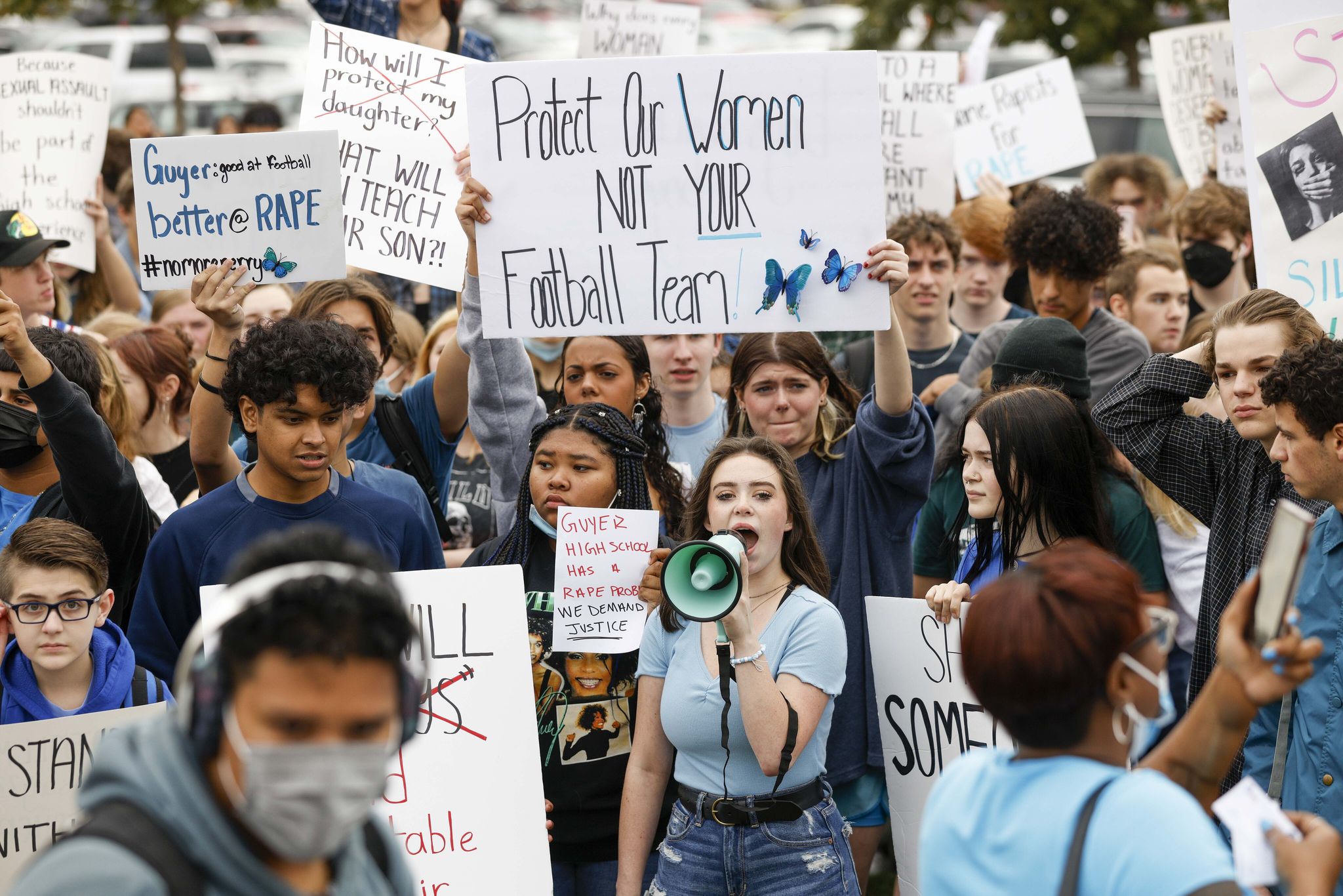 Texas high school students protest responses to sexual assault ...