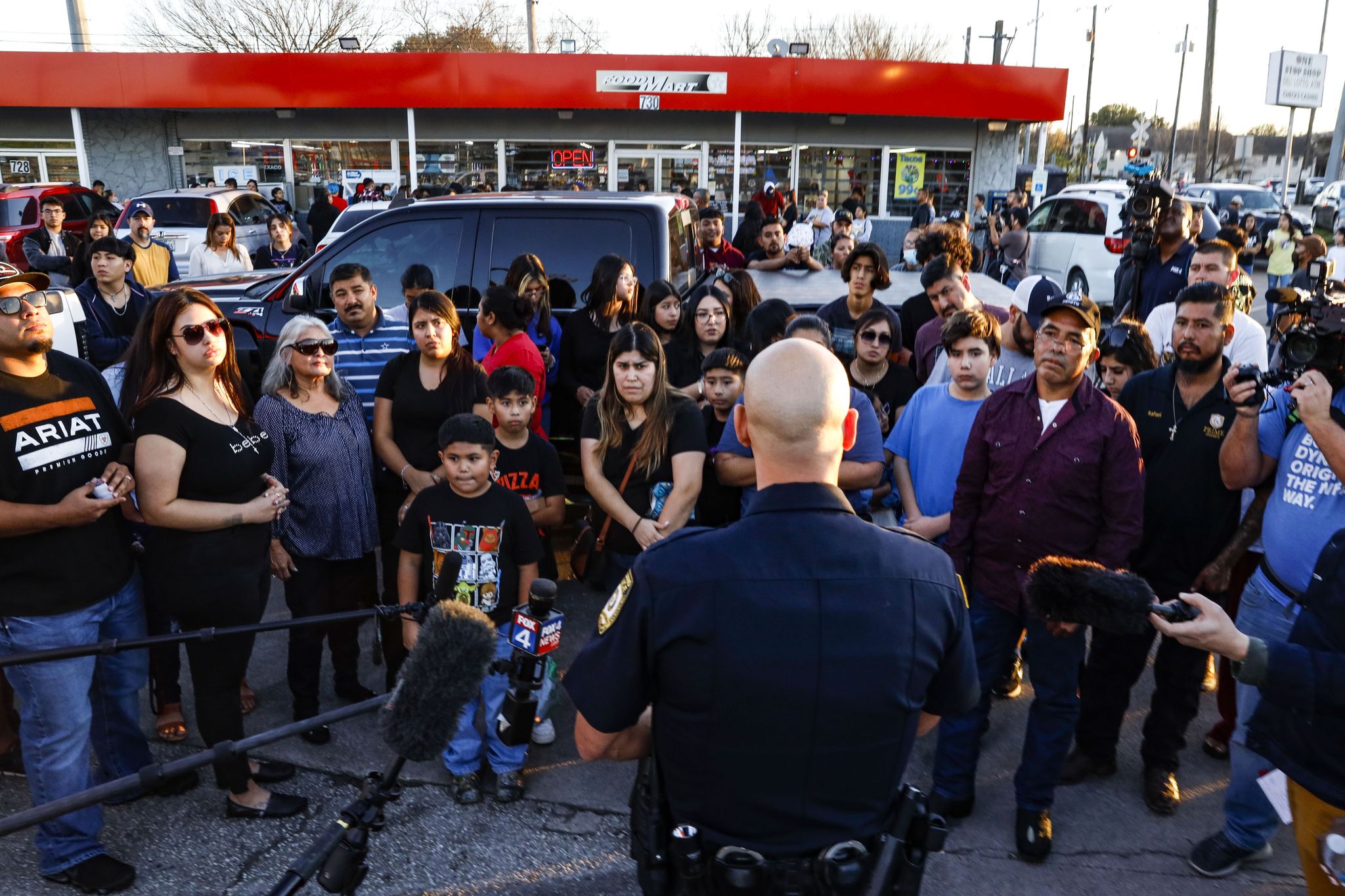 Driver arrested in Garland shooting that killed 3; 14-year-old released