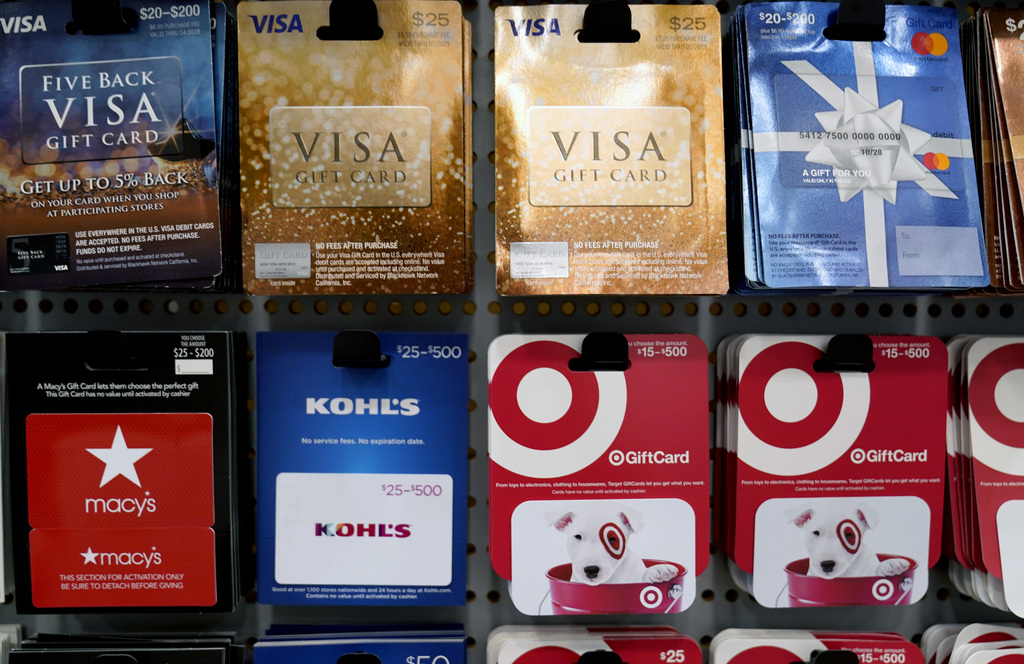 Texas police seize thousands of gift cards in card-draining scam