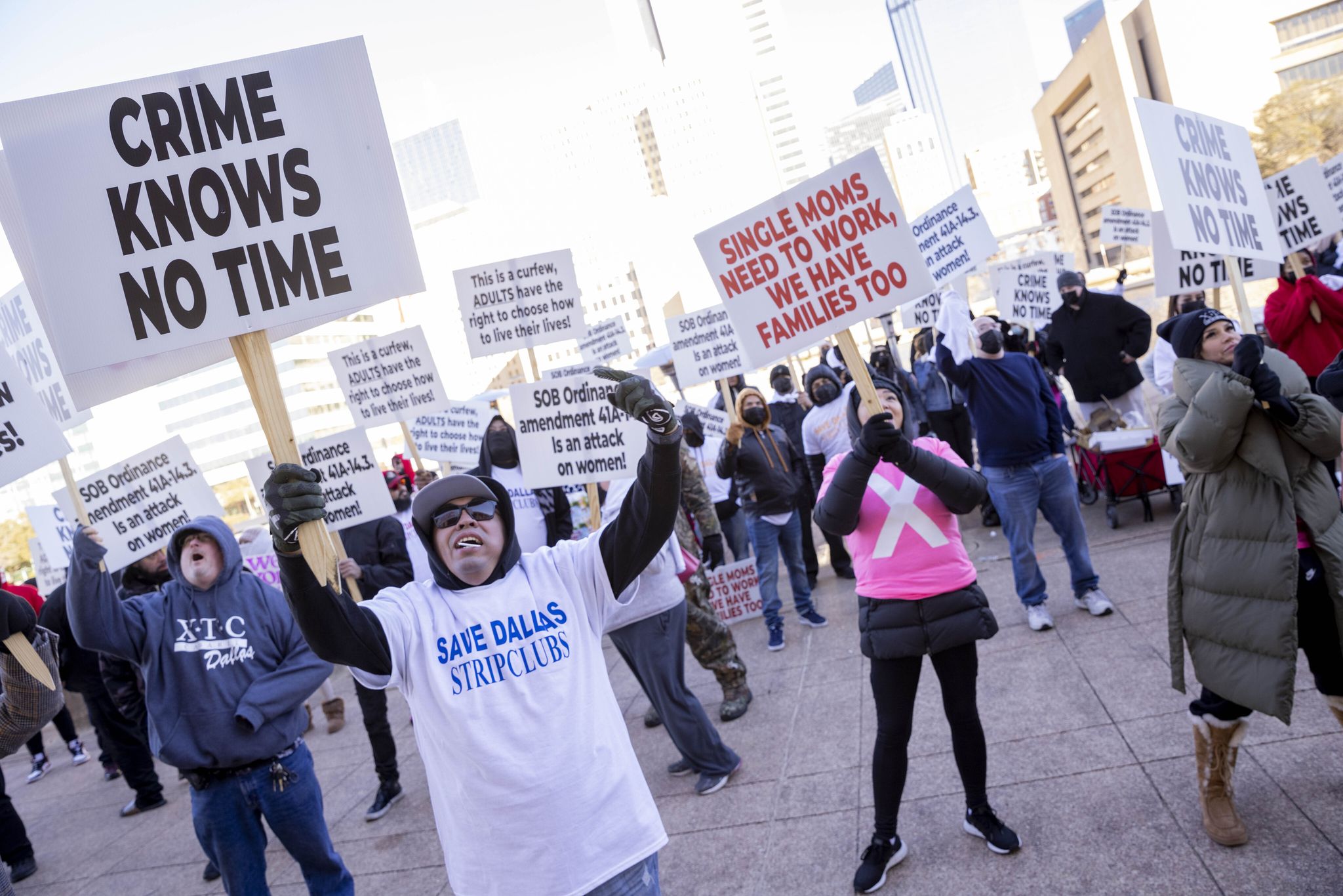 Dallas to appeal ruling that blocks strip club hour restrictions