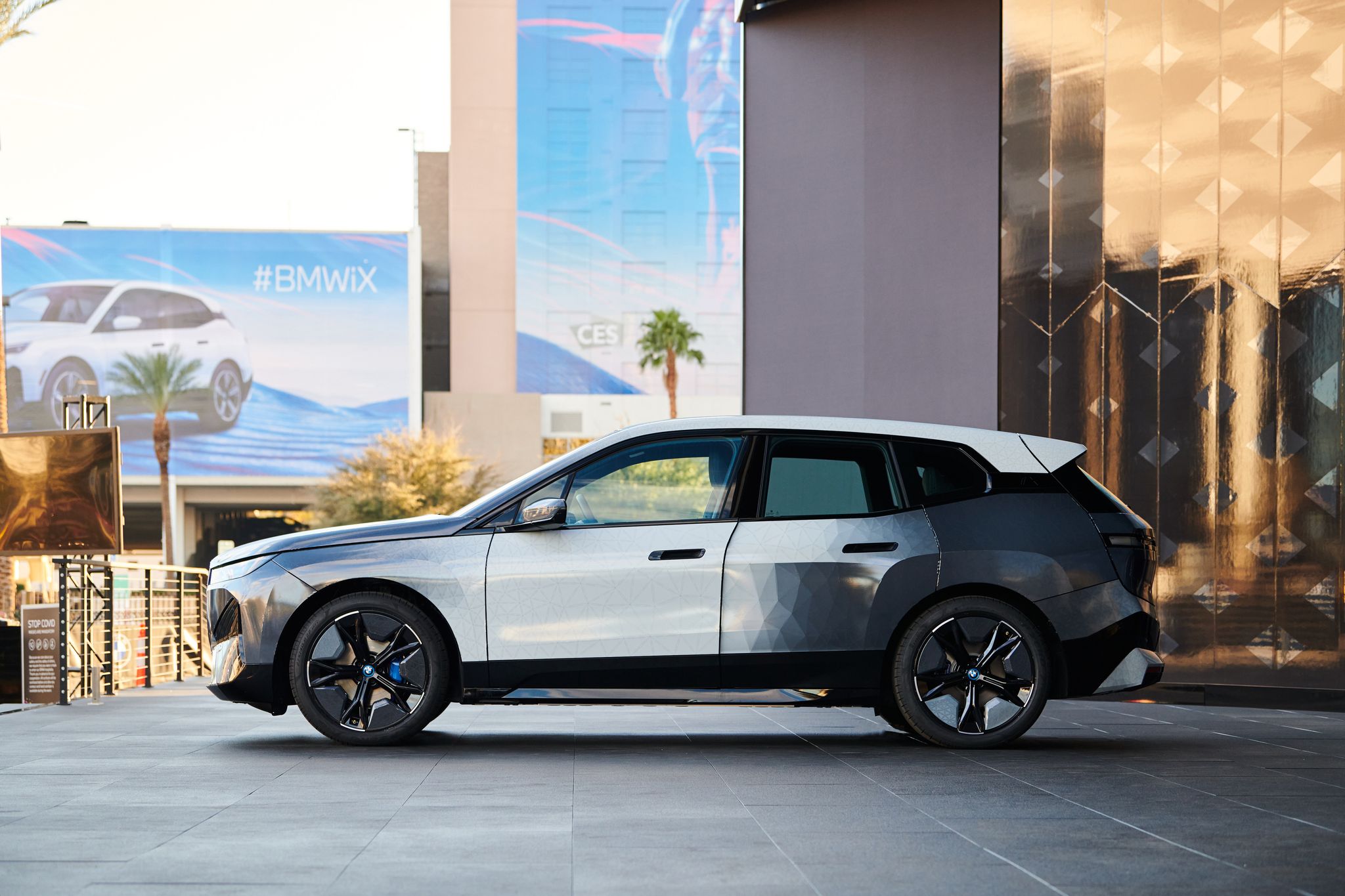 Switch Car Color You may soon change your car's color with the touch of a button