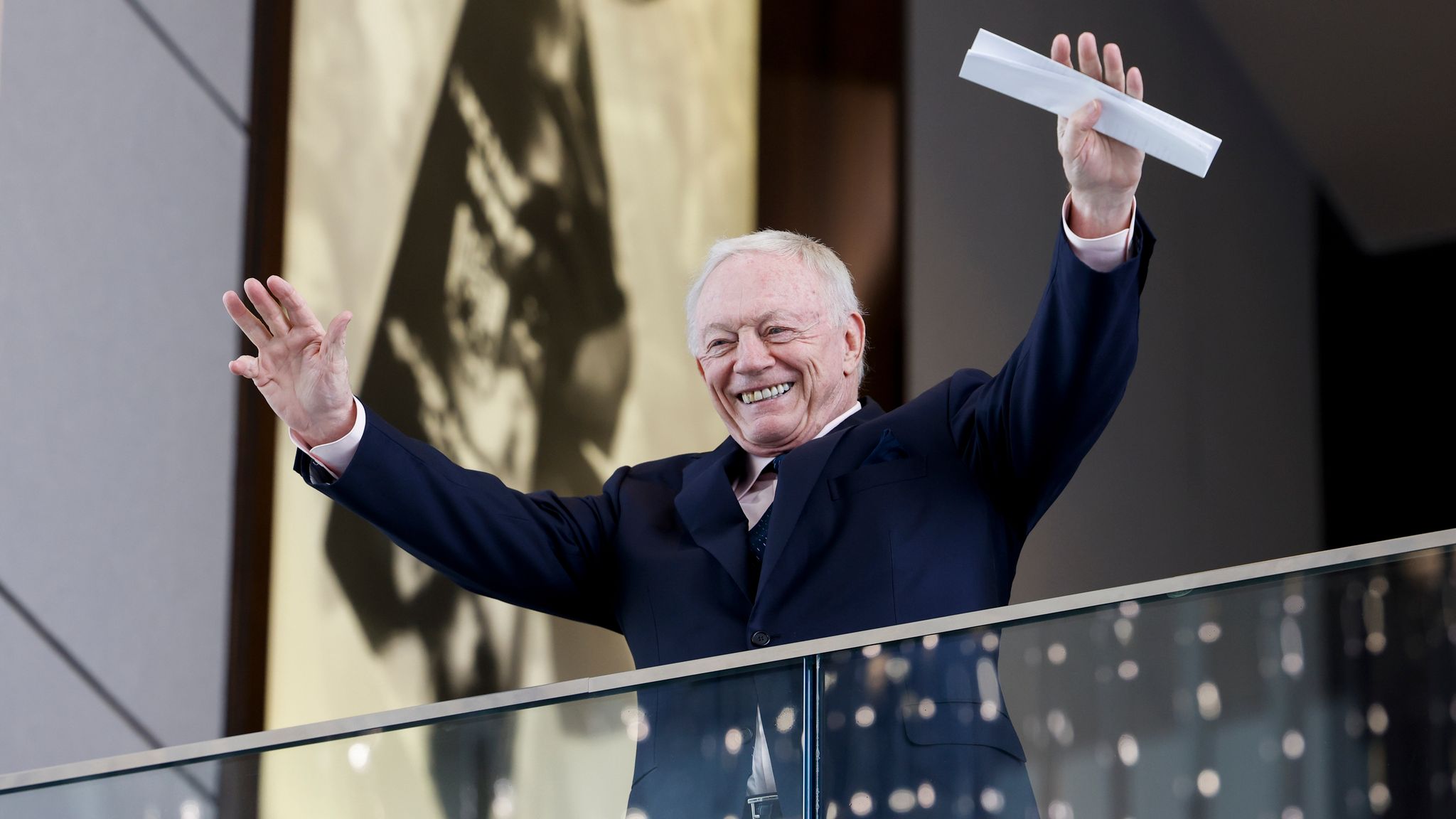 Unfixable Image The Cowboys' biggest problem is the unfixable Jerry Jones one