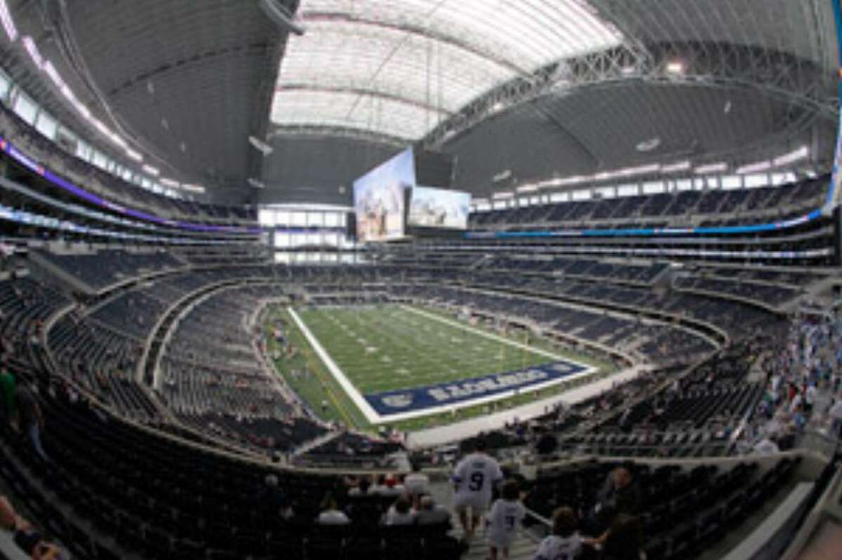 Jones expects record crowd for Cowboys' home opener