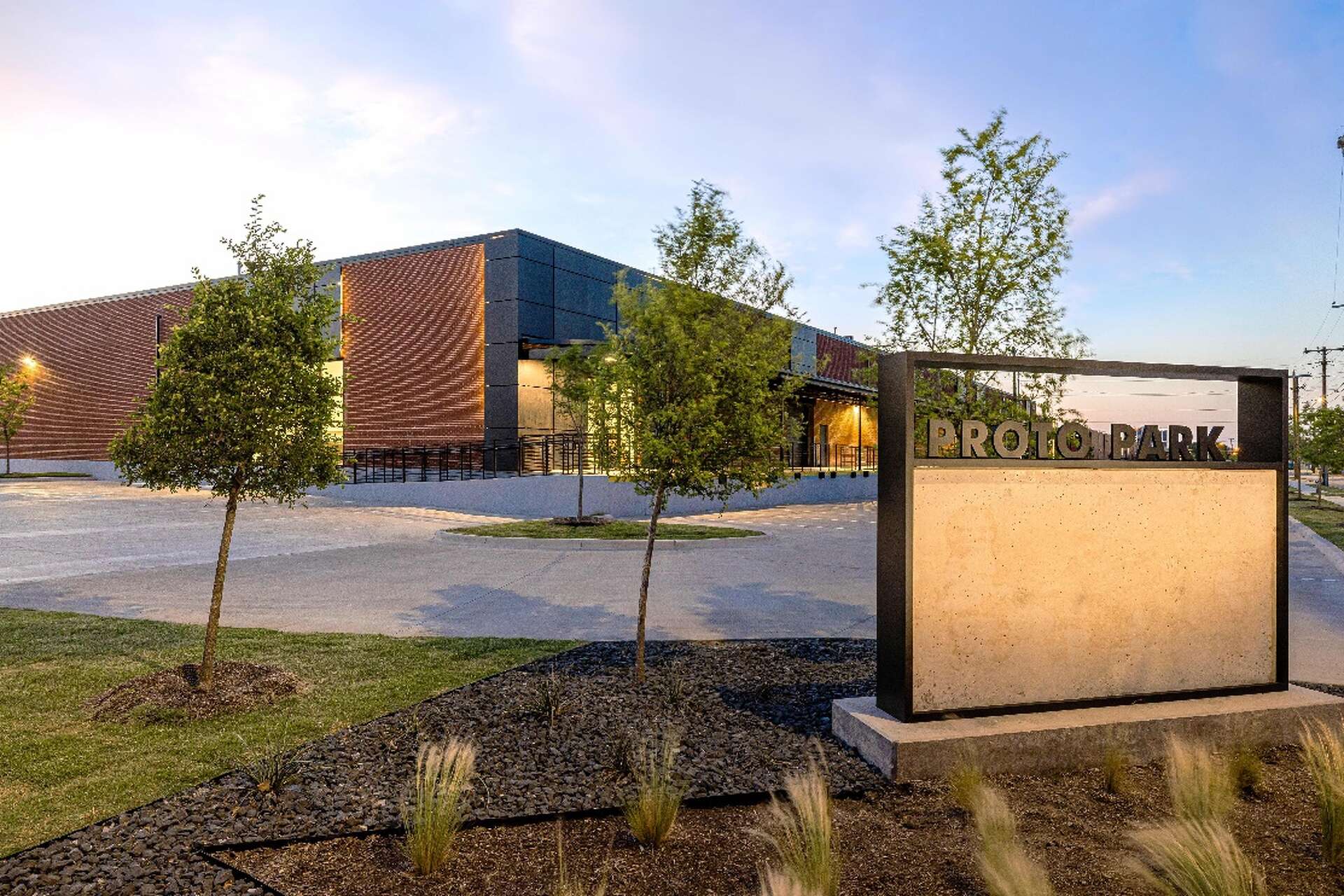 Dallas business park redo lands two tenants