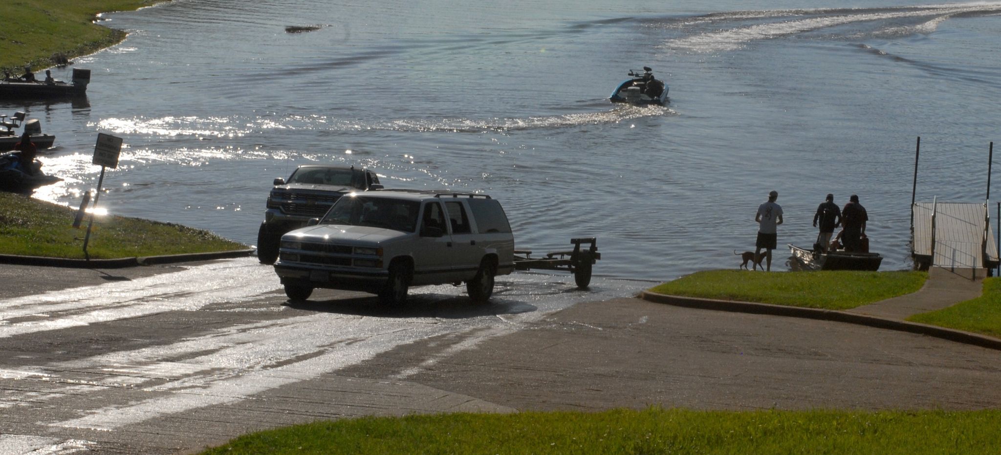 Etiquette tips for boat ramps and on the water