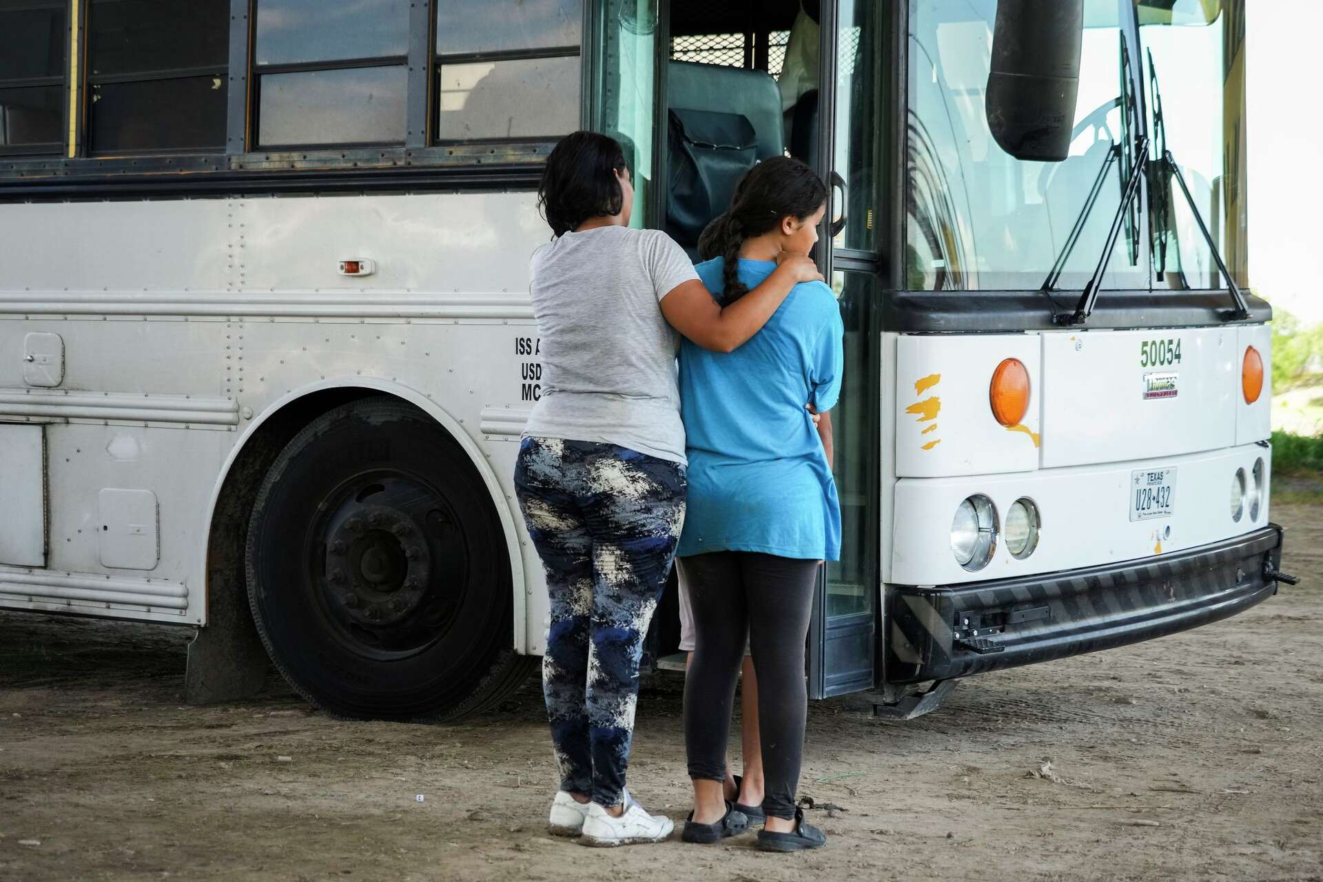 Texas immigration bill is likely unconstitutional, would make ...