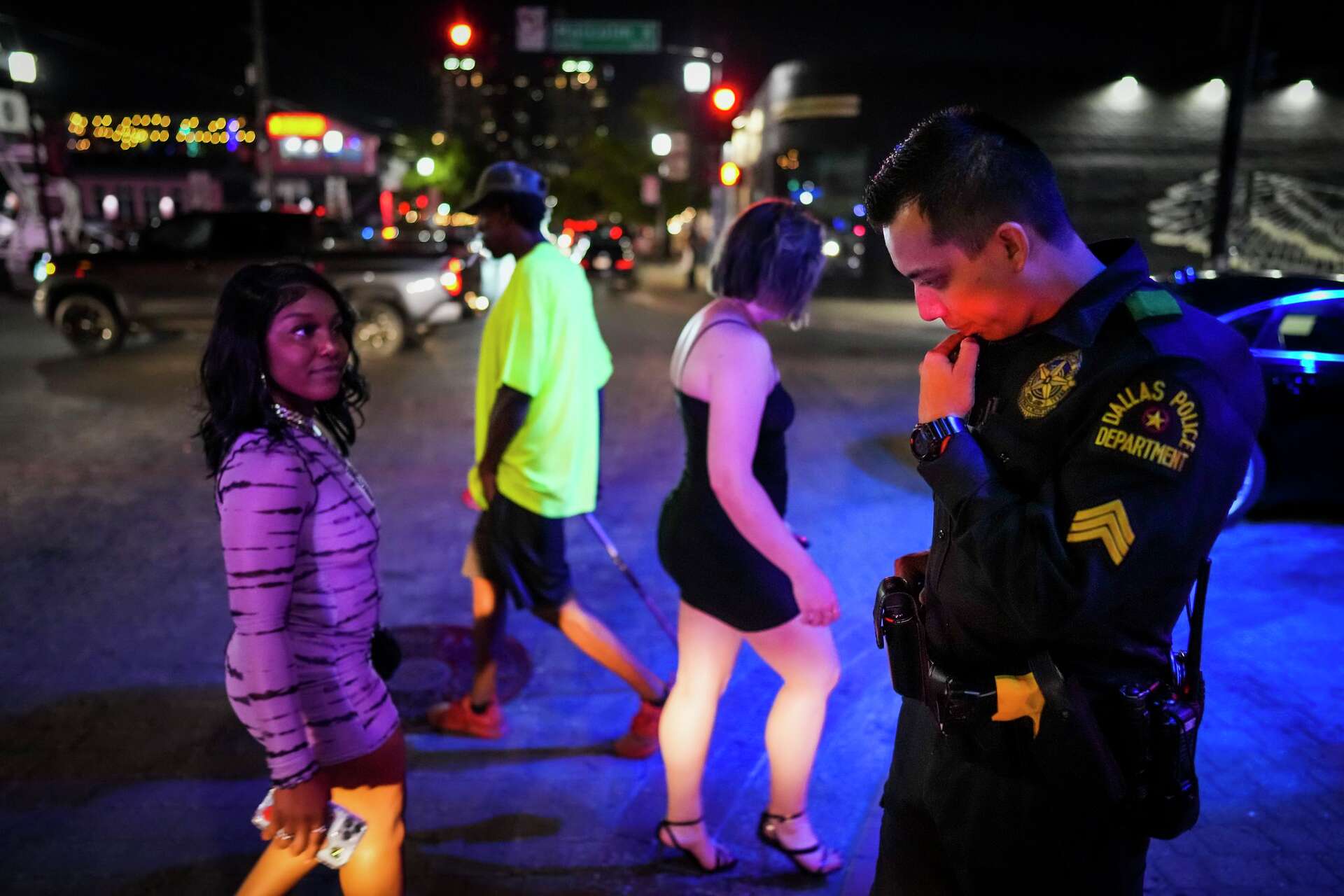 Fear of crime rampant in Deep Ellum, but violence down in Dallas