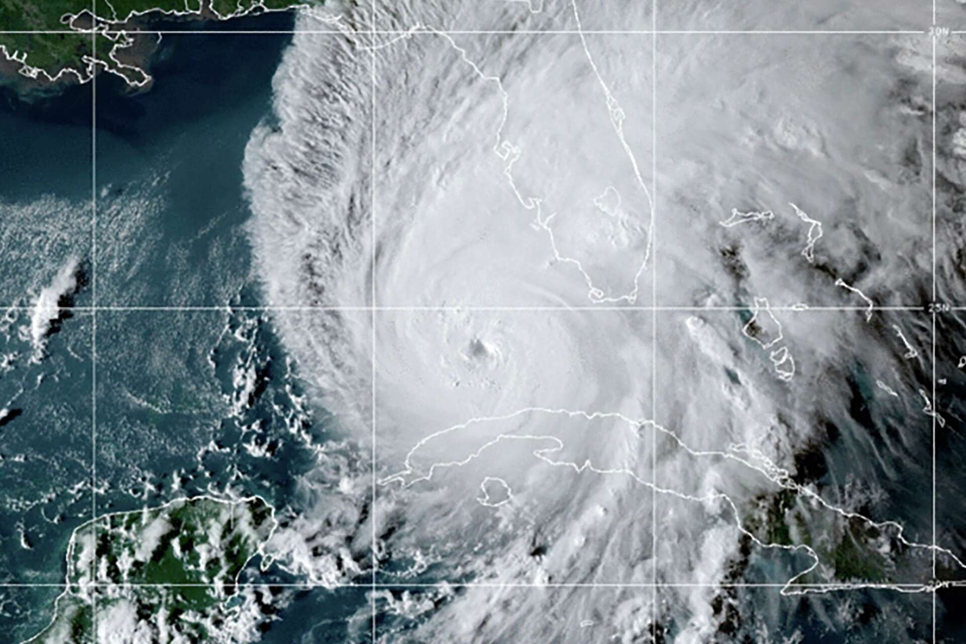 Ian makes landfall in Florida as a Category 4 hurricane