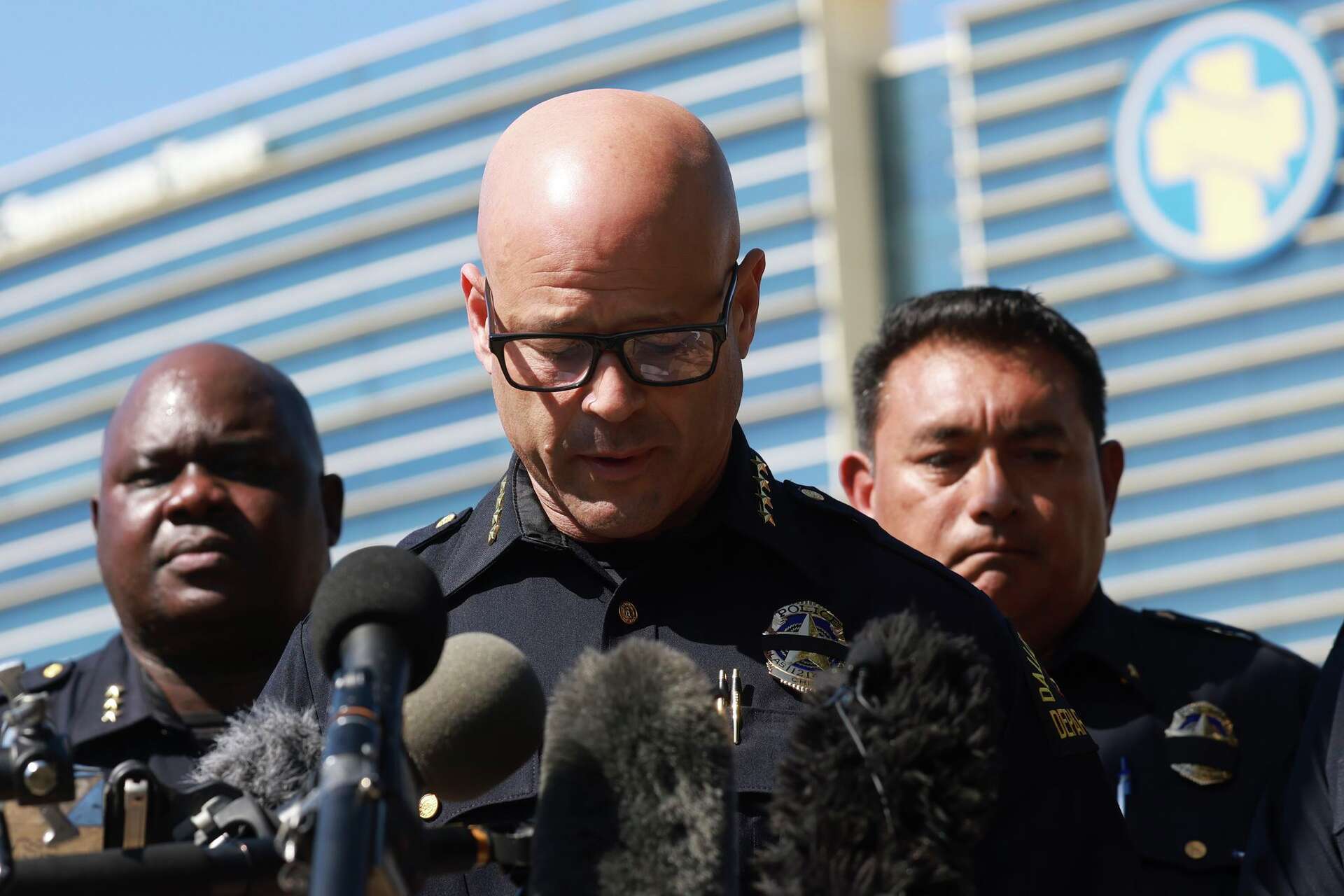 Dallas police officer killed in crash with wrong-way driver