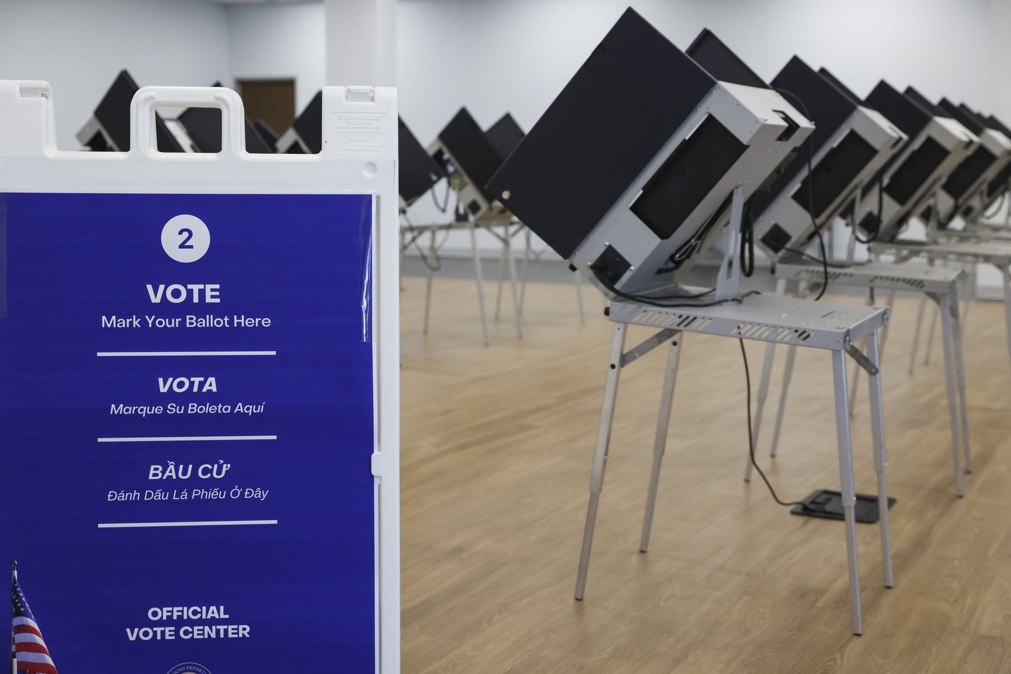 Dallas County Republicans proceed with plan to hand count ballots in ...