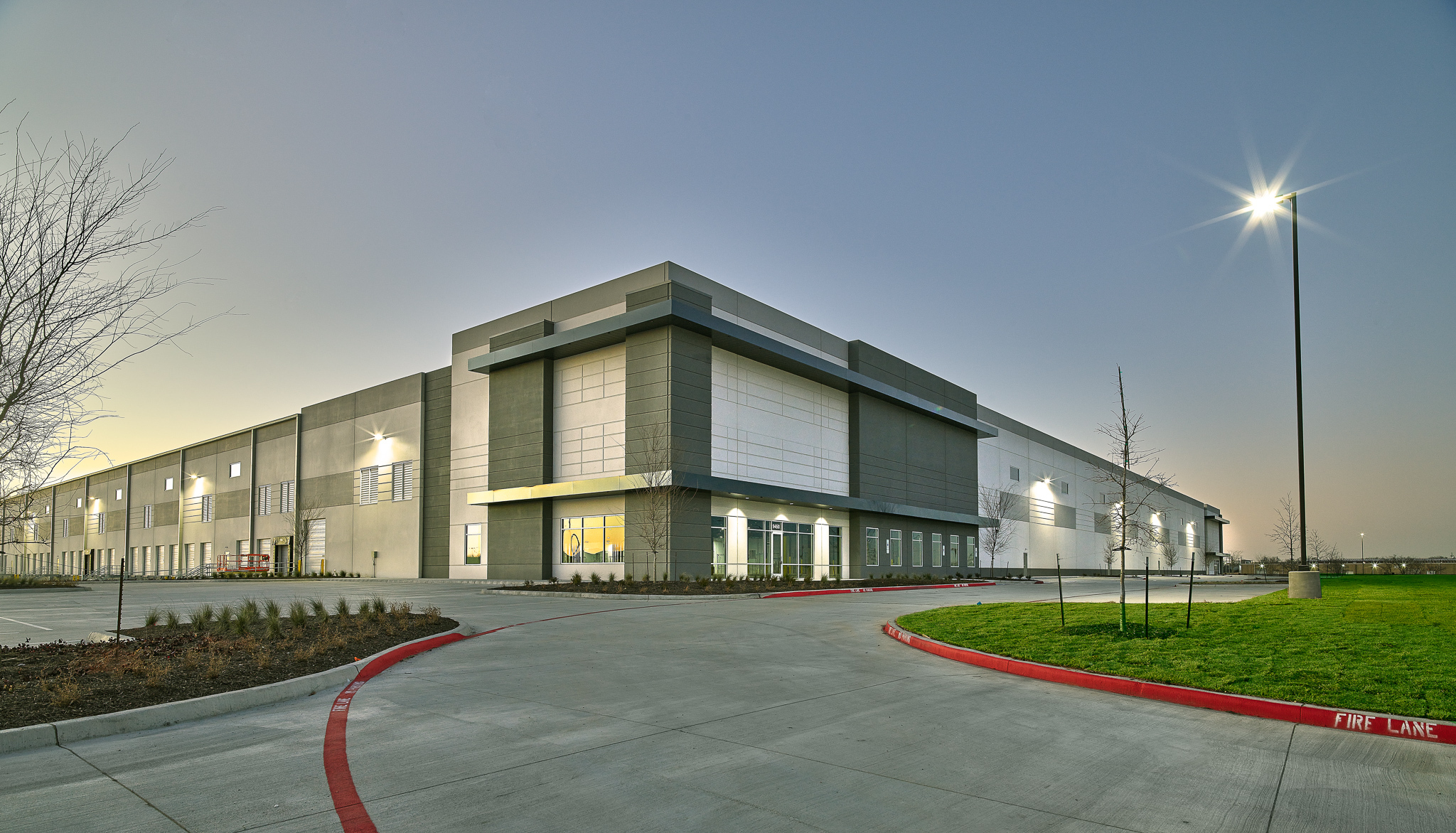 Huge Samsung distribution center lands in South Fort Worth