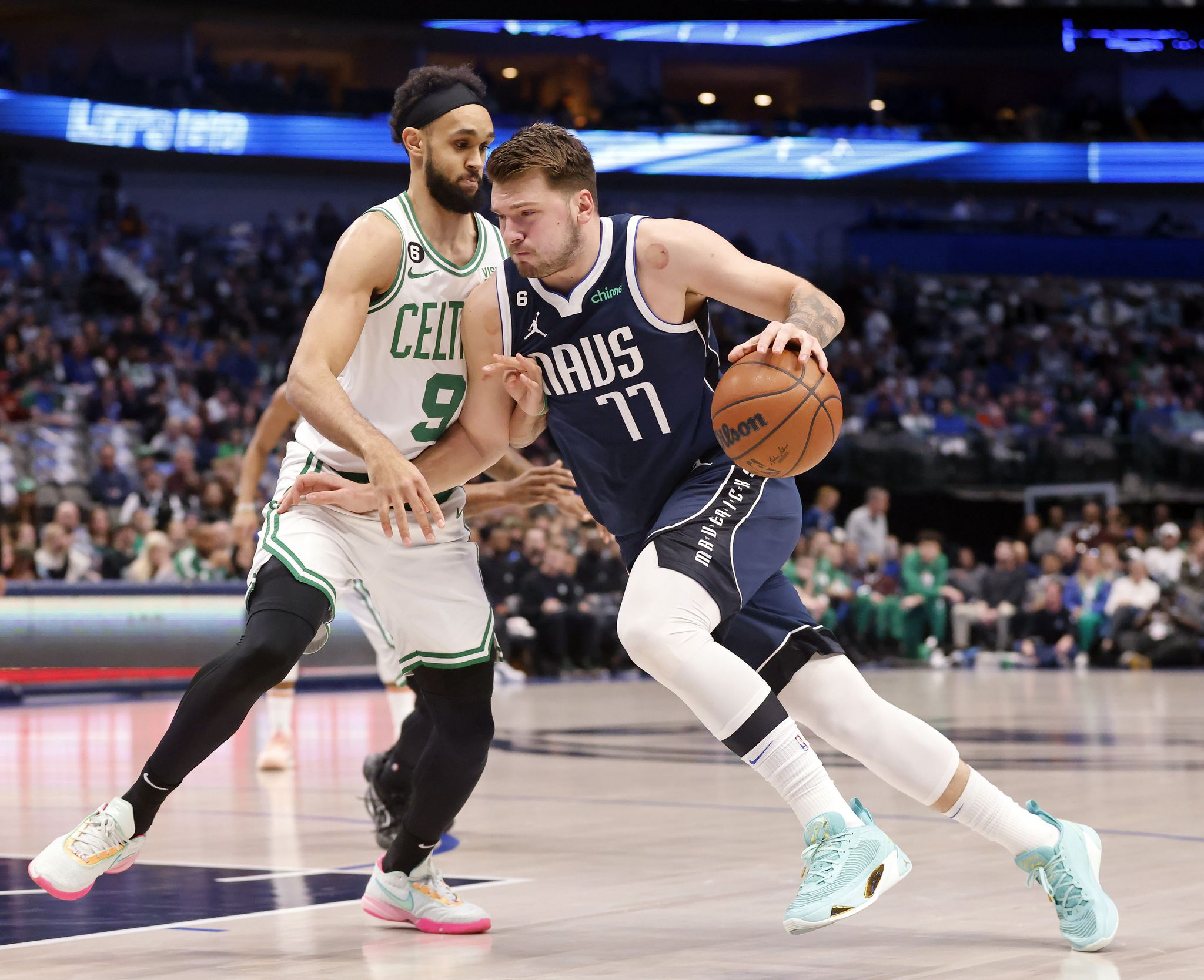 Luka Doncic out of sorts as Celtics snap Mavs' win streak