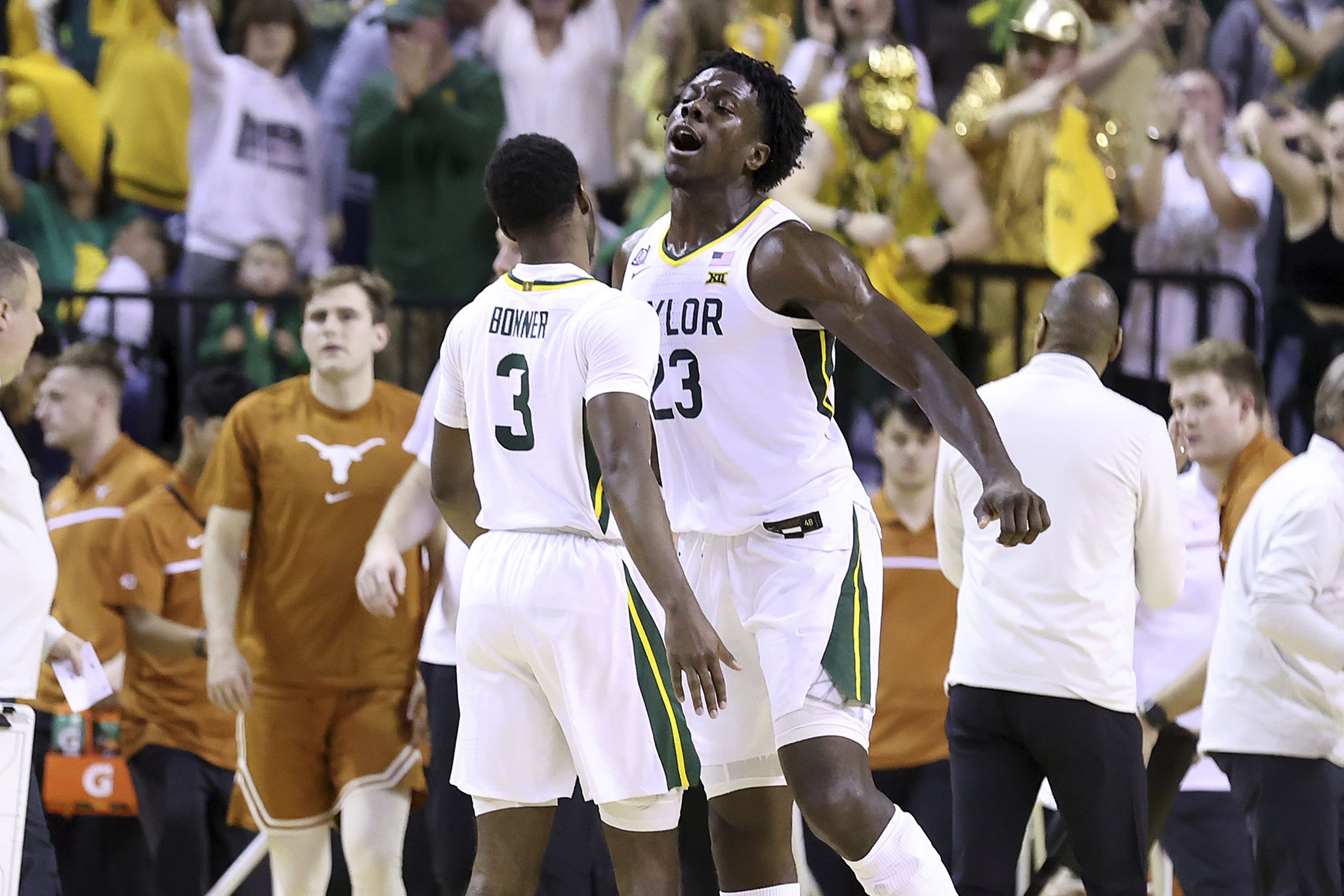 College basketball poll: Texas, Baylor maintain top 10 AP rankings