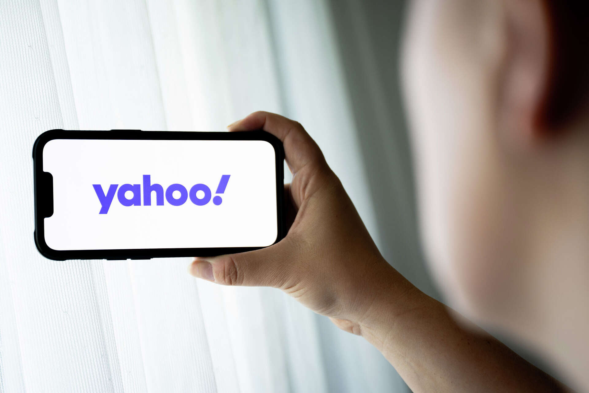 Why is Yahoo not working? Downdetector reports over 18,000 outages