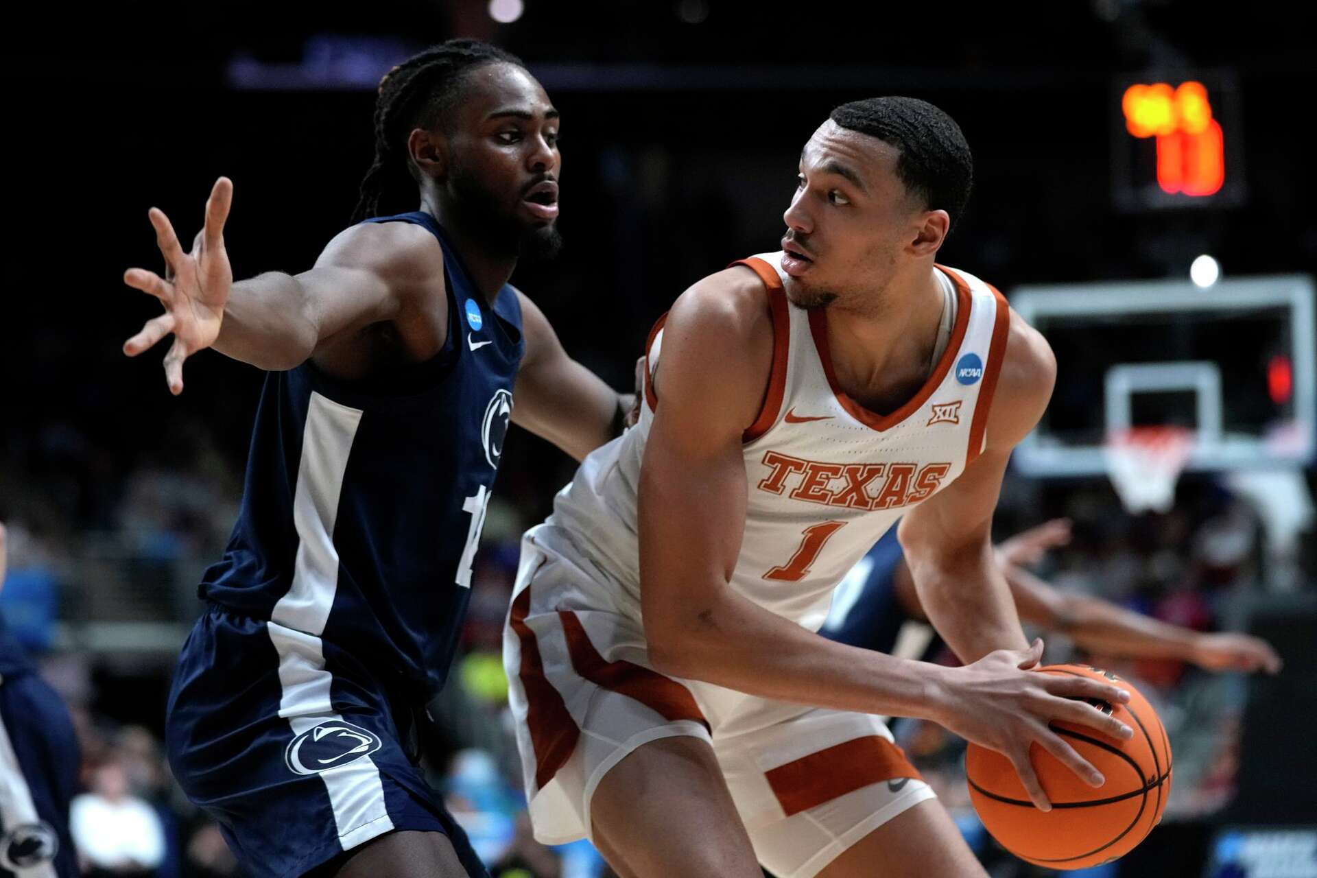Texas forward Dylan Disu progressing toward return from foot injury