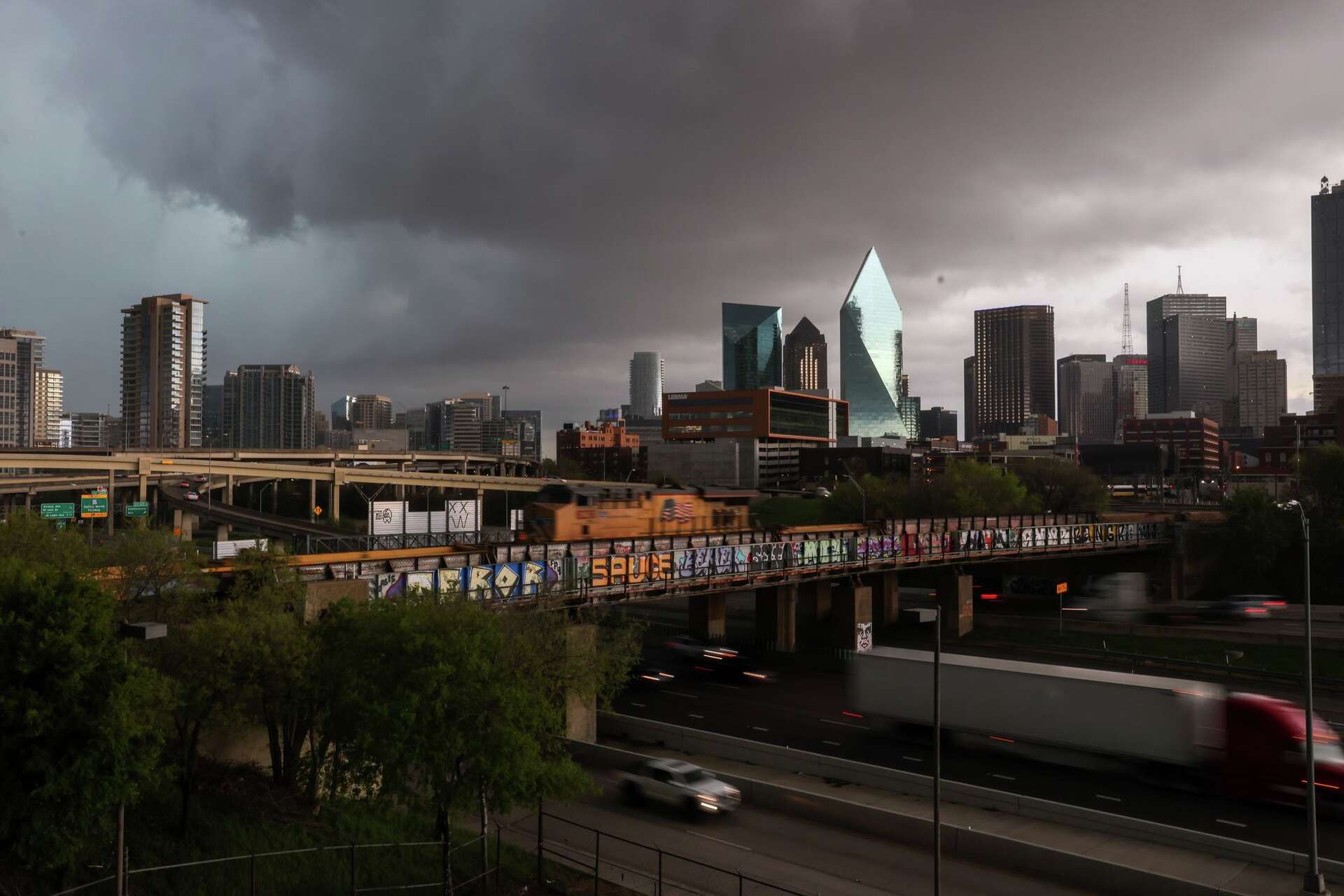 Live updates: Severe storms expected to move through North Texas