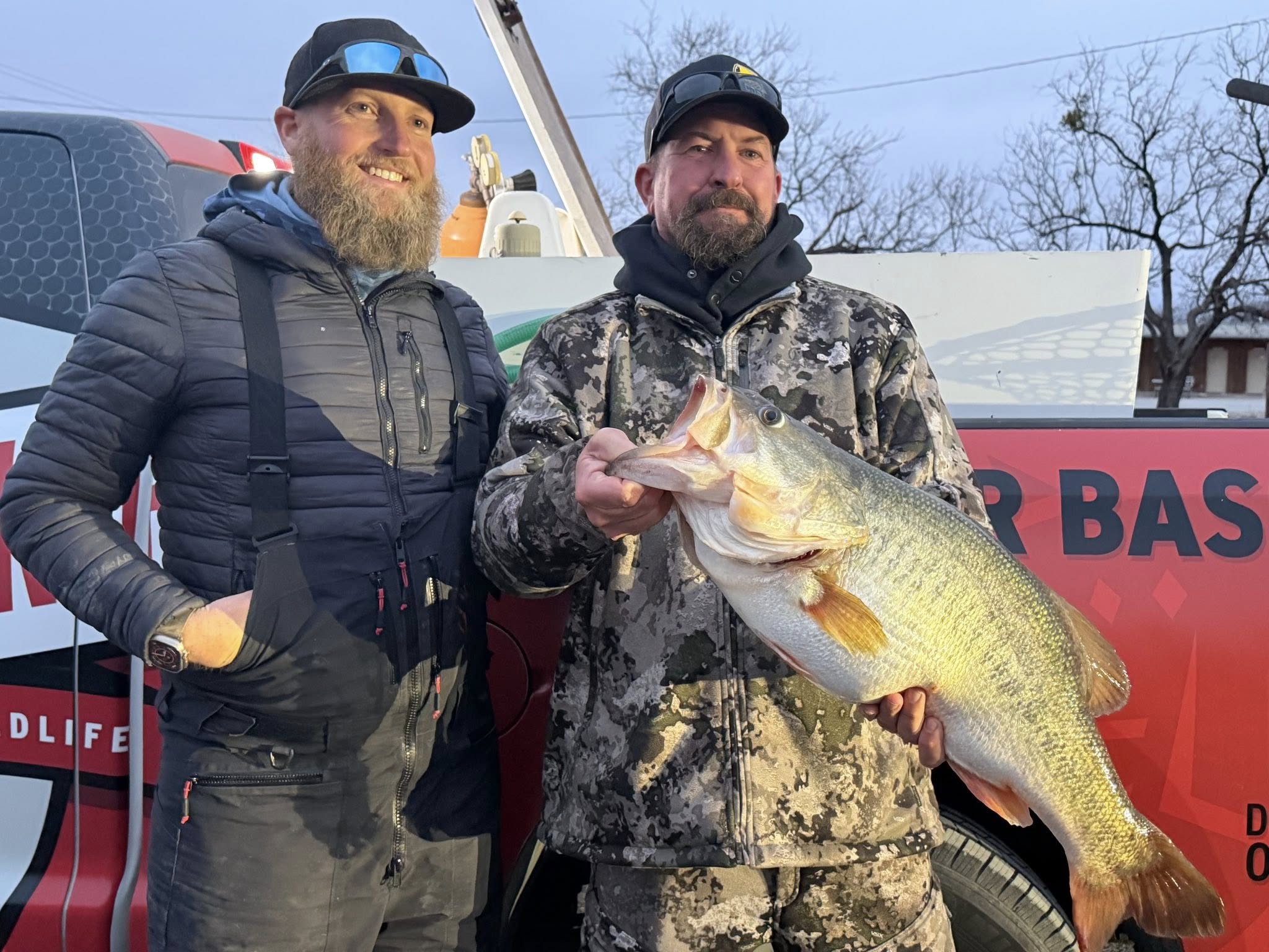 Texas' O.H. Ivie in the spotlight again after big bass catch