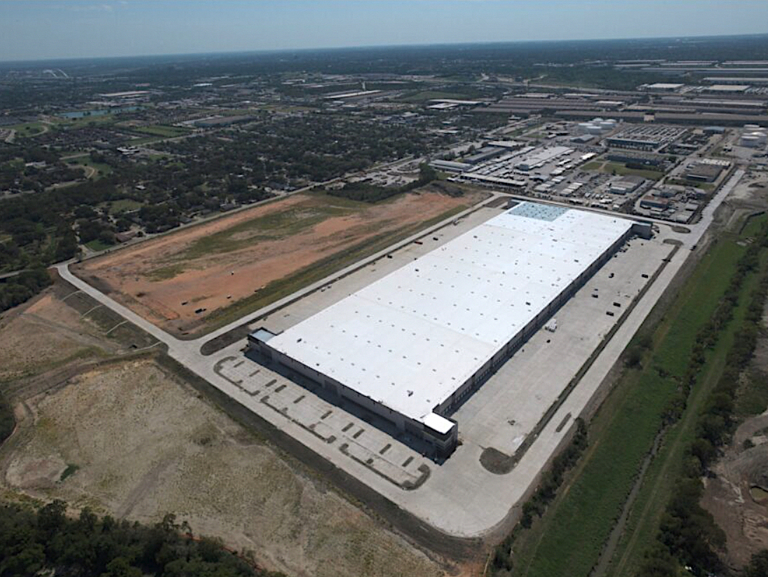 Two buildings coming in West Dallas business park