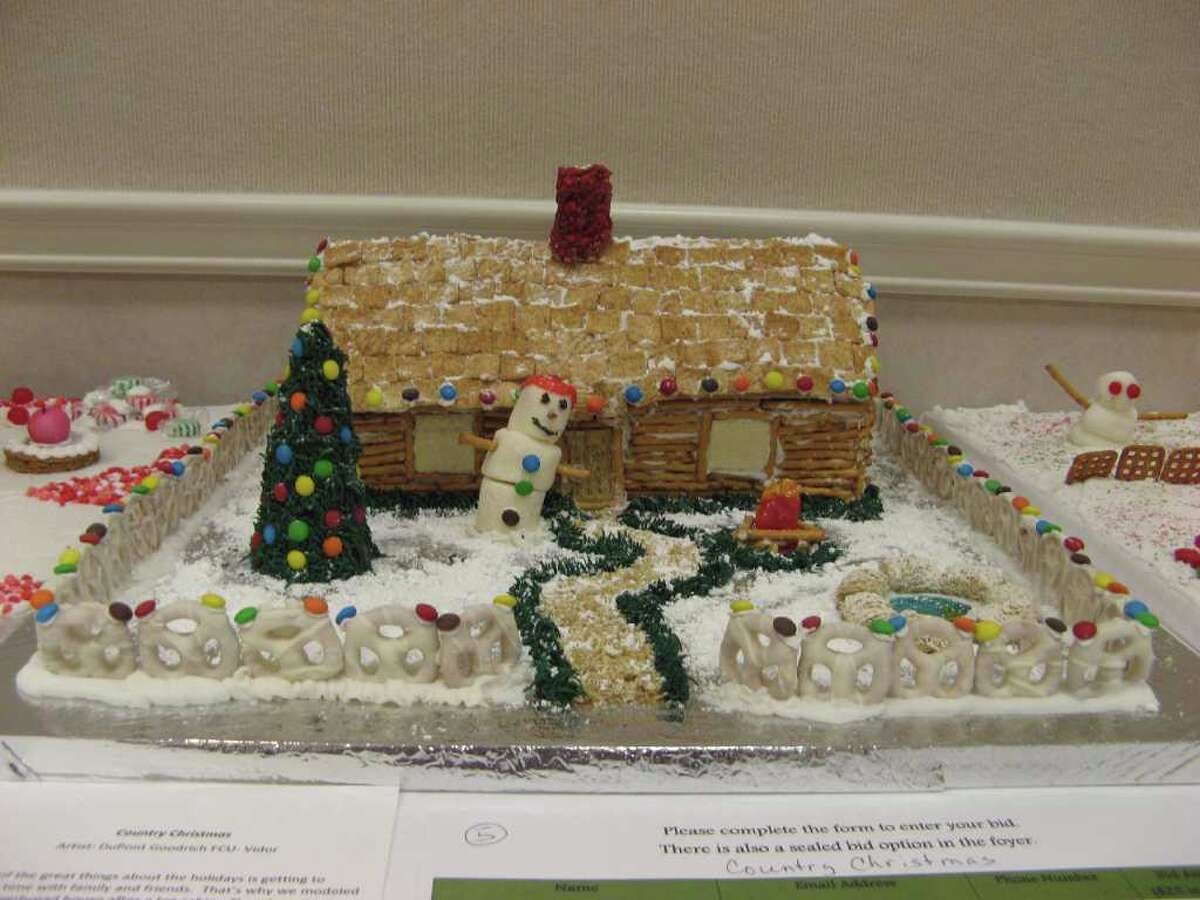 Gingerbread houses at the McFaddinWard House Visitor Center
